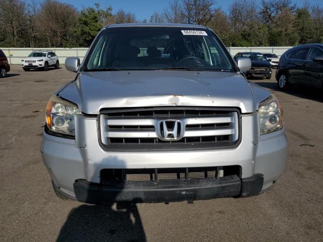 Photo 4 VIN: 5FNYF18228B003640 - HONDA PILOT VP 