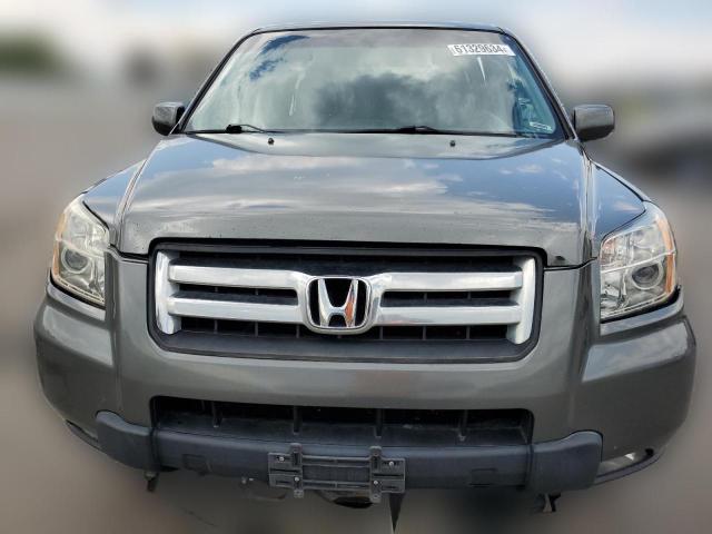 Photo 4 VIN: 5FNYF18228B057374 - HONDA PILOT 