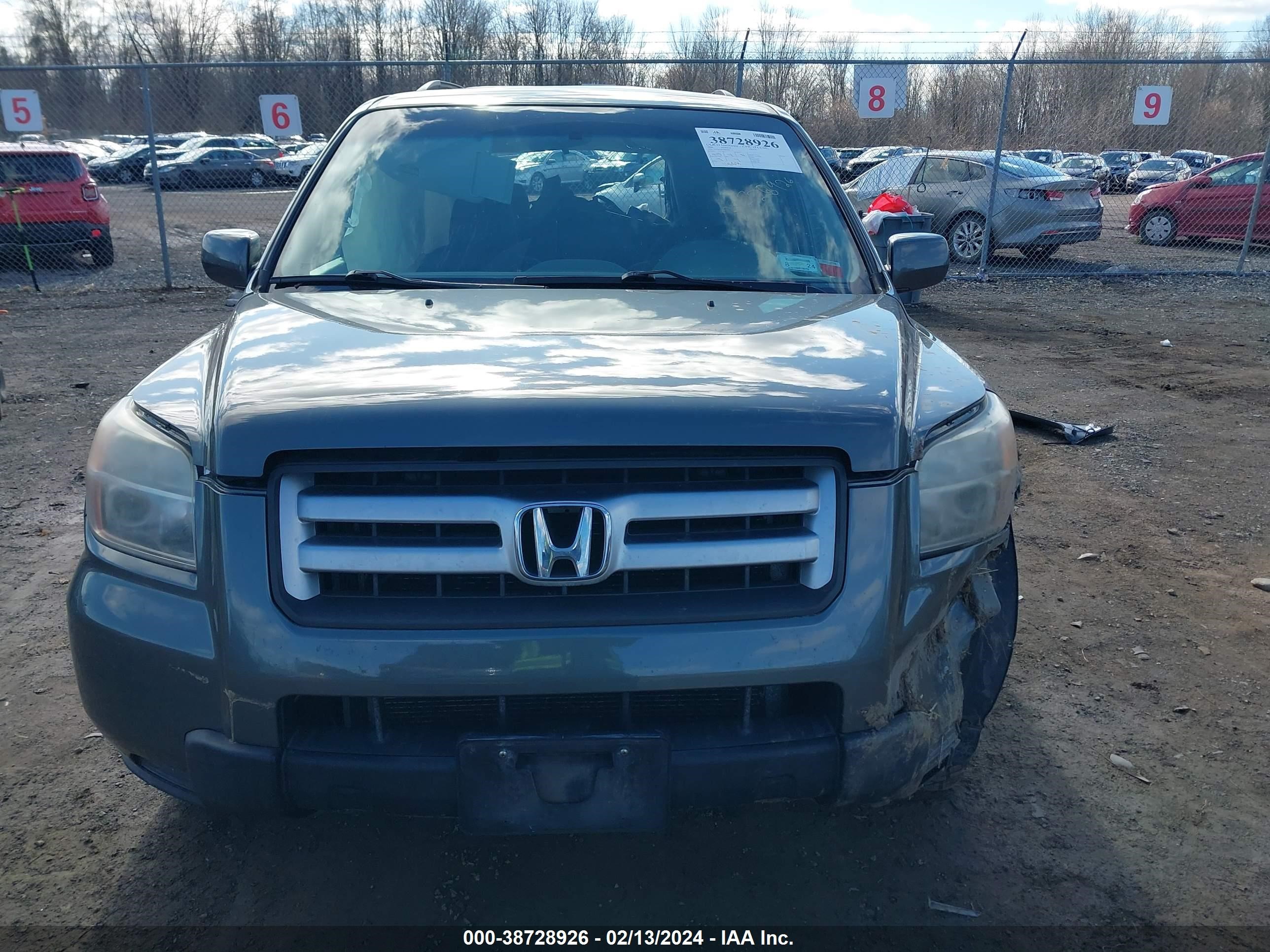 Photo 5 VIN: 5FNYF182X8B006575 - HONDA PILOT 