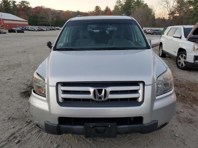 Photo 4 VIN: 5FNYF18308B038704 - HONDA PILOT SE 