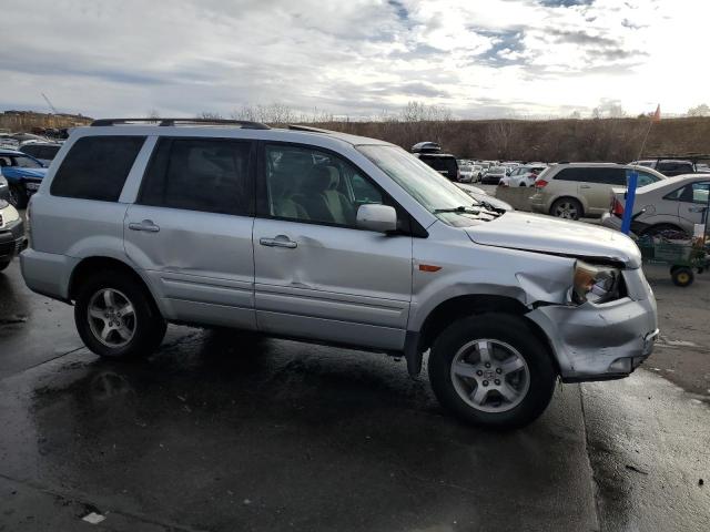 Photo 3 VIN: 5FNYF18338B002599 - HONDA PILOT 