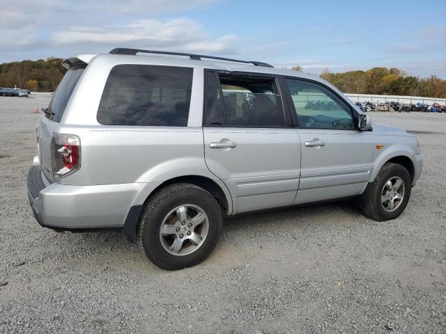 Photo 2 VIN: 5FNYF18348B051102 - HONDA PILOT SE 