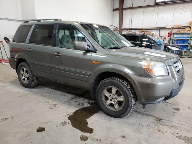 Photo 3 VIN: 5FNYF18358B501033 - HONDA PILOT SE 