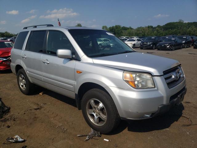 Photo 3 VIN: 5FNYF18368B008963 - HONDA PILOT 