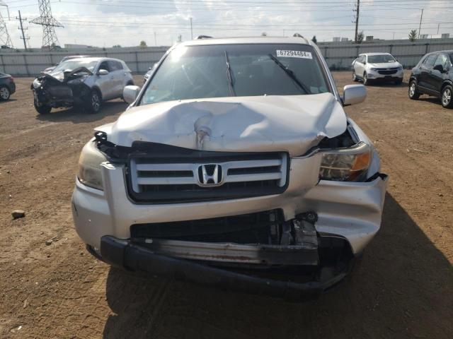 Photo 4 VIN: 5FNYF18388B037963 - HONDA PILOT SE 