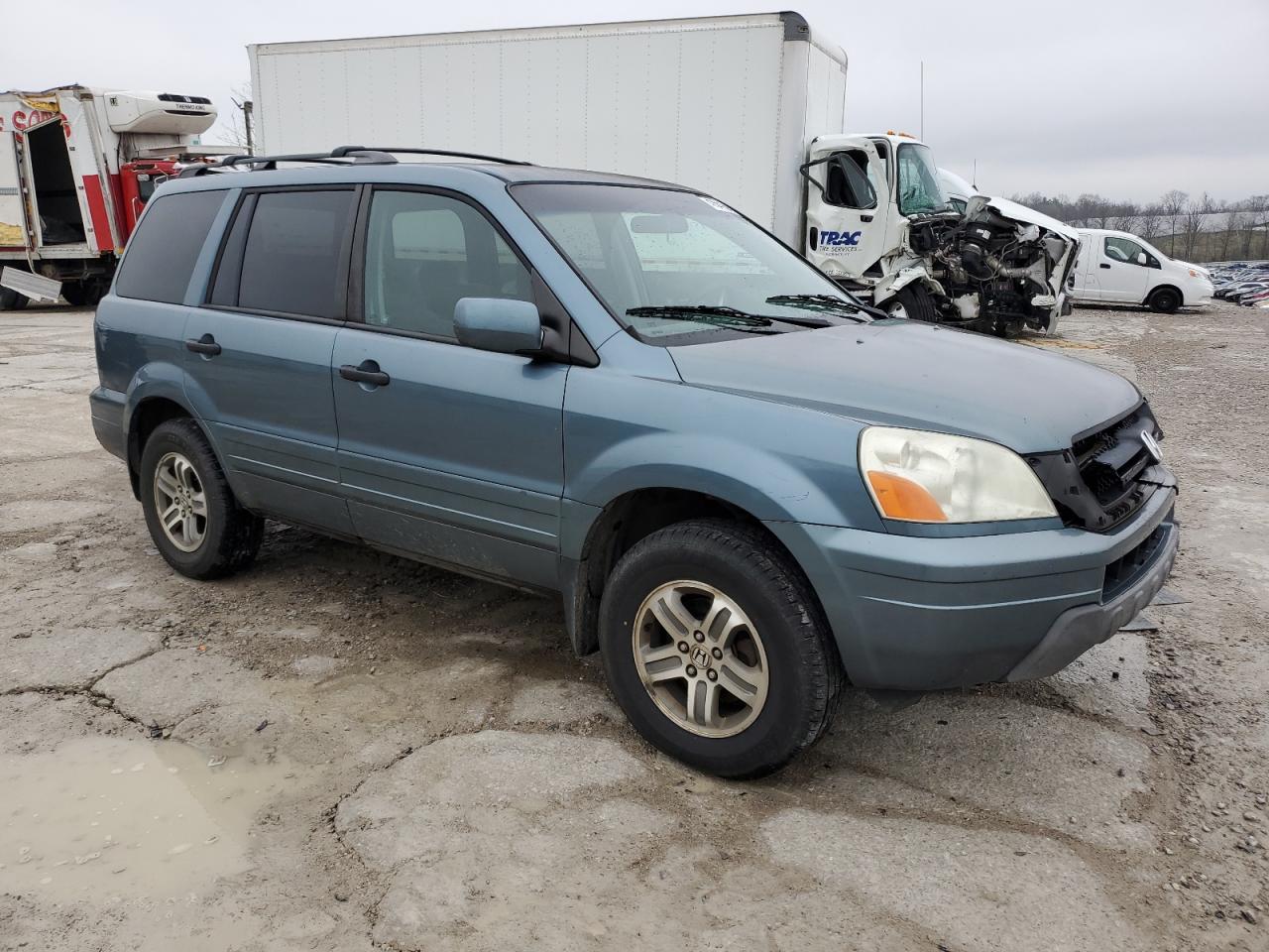 Photo 3 VIN: 5FNYF18405B053546 - HONDA PILOT 