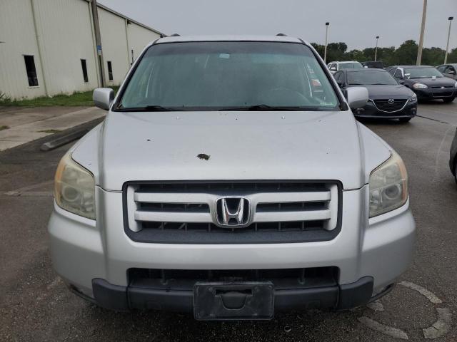 Photo 4 VIN: 5FNYF18427B001953 - HONDA PILOT EX 