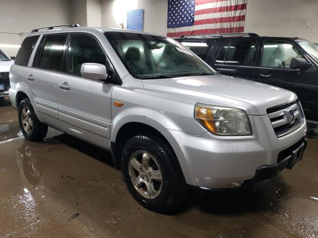 Photo 3 VIN: 5FNYF18446B005565 - HONDA PILOT 