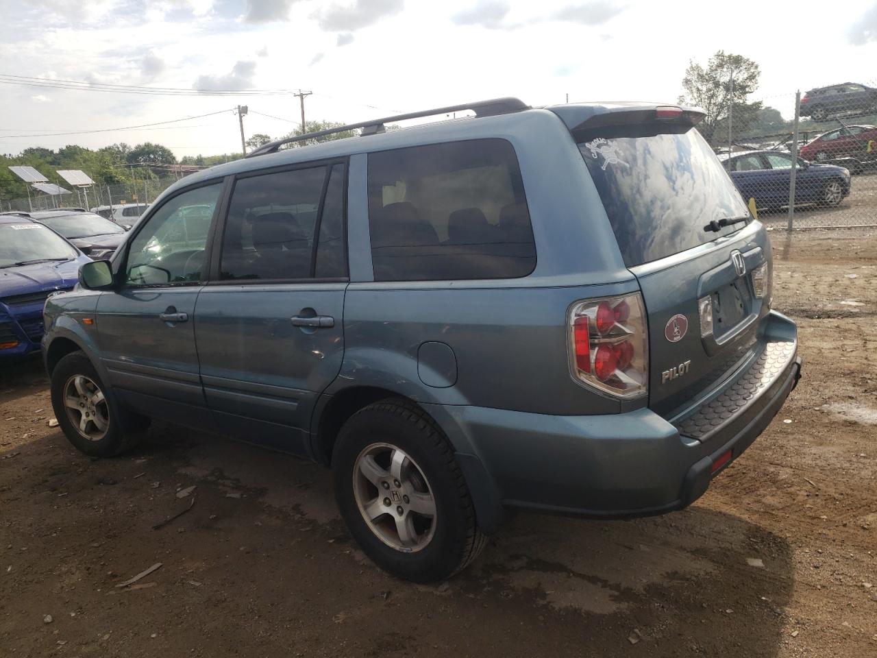 Photo 1 VIN: 5FNYF18447B003607 - HONDA PILOT 