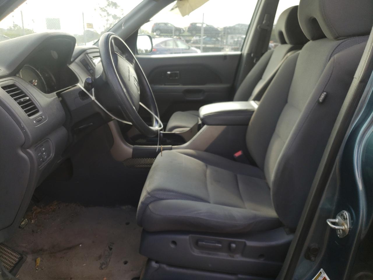 Photo 6 VIN: 5FNYF18447B003607 - HONDA PILOT 