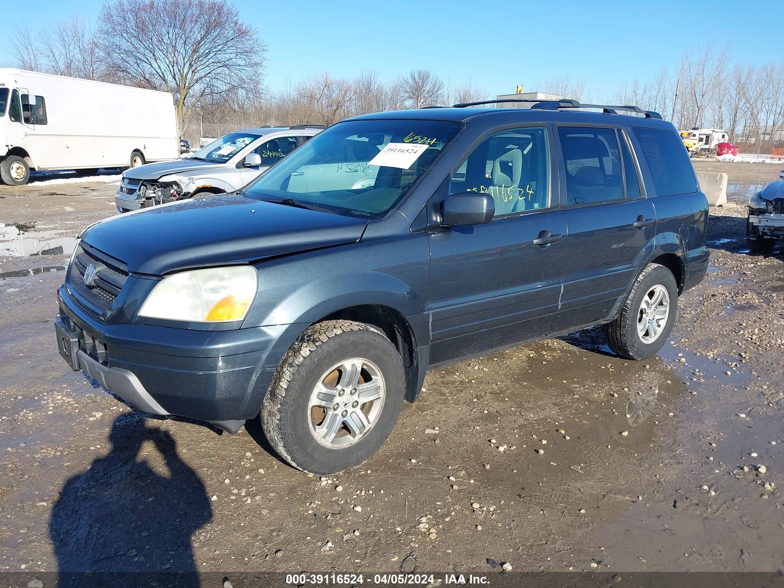 Photo 1 VIN: 5FNYF18475B035206 - HONDA PILOT 