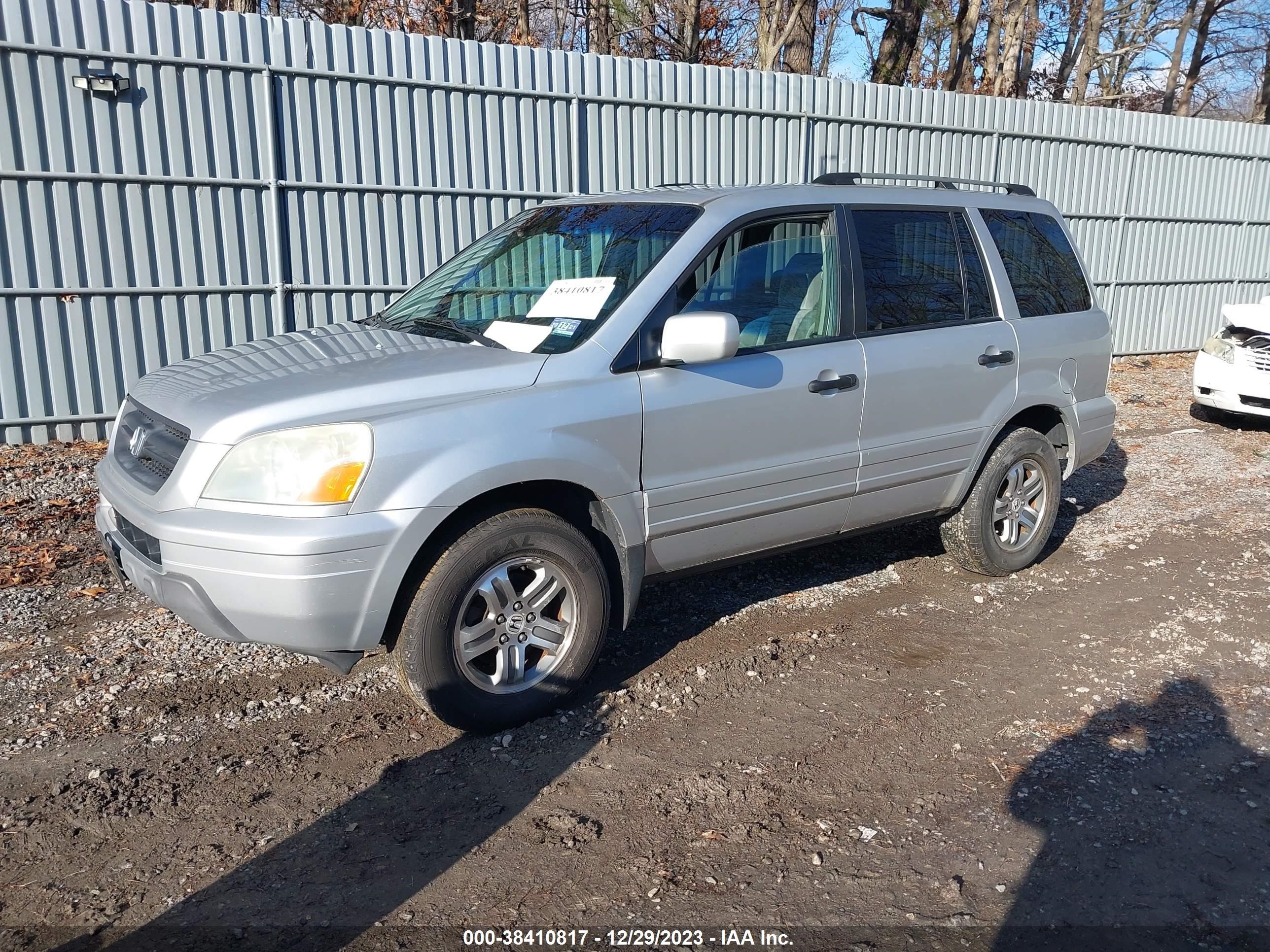 Photo 1 VIN: 5FNYF18495B064044 - HONDA PILOT 