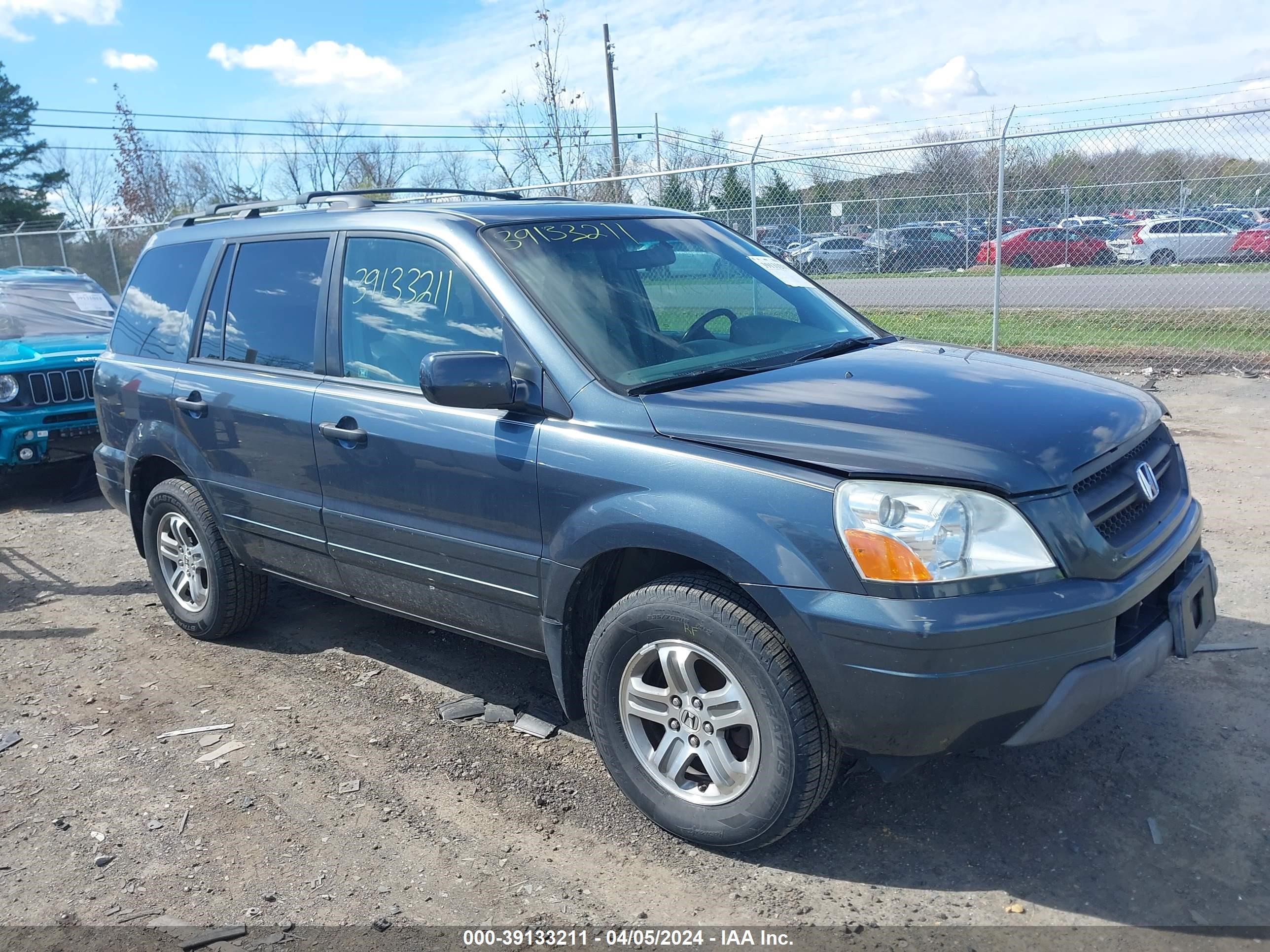 Photo 0 VIN: 5FNYF18515B049630 - HONDA PILOT 