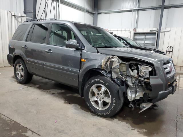 Photo 3 VIN: 5FNYF18518B025557 - HONDA PILOT 