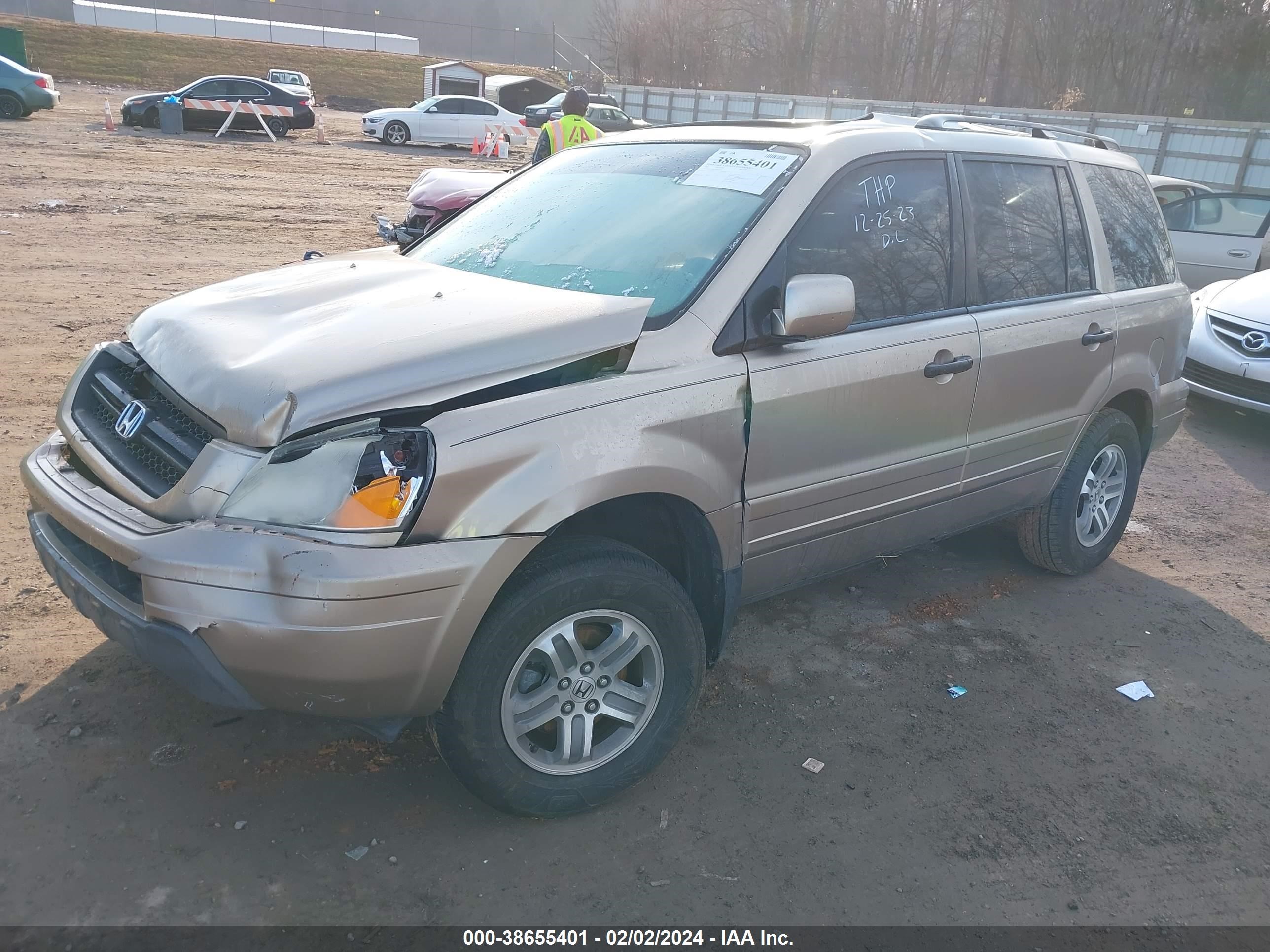 Photo 1 VIN: 5FNYF18525B014823 - HONDA PILOT 