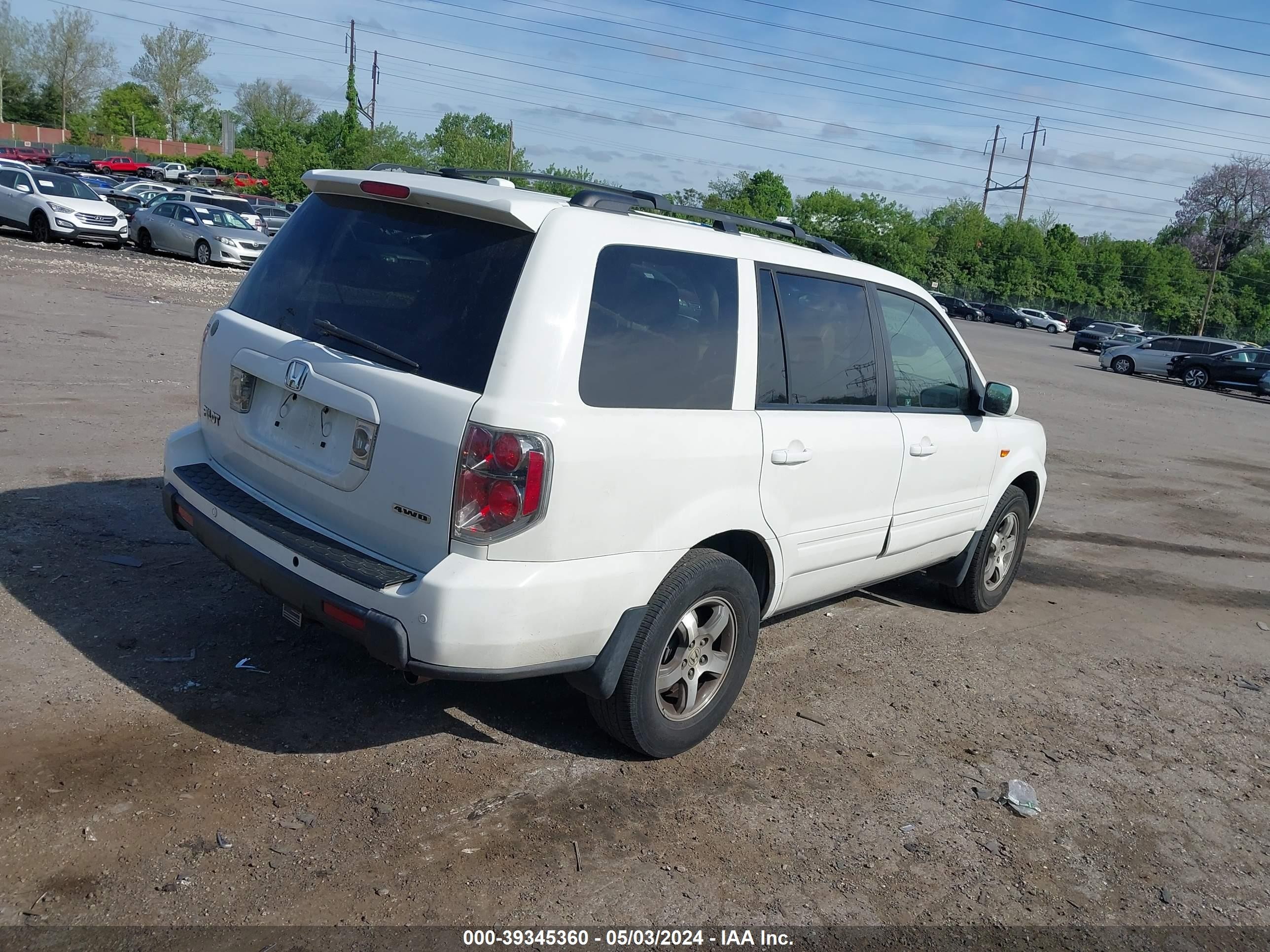 Photo 3 VIN: 5FNYF18527B009639 - HONDA PILOT 