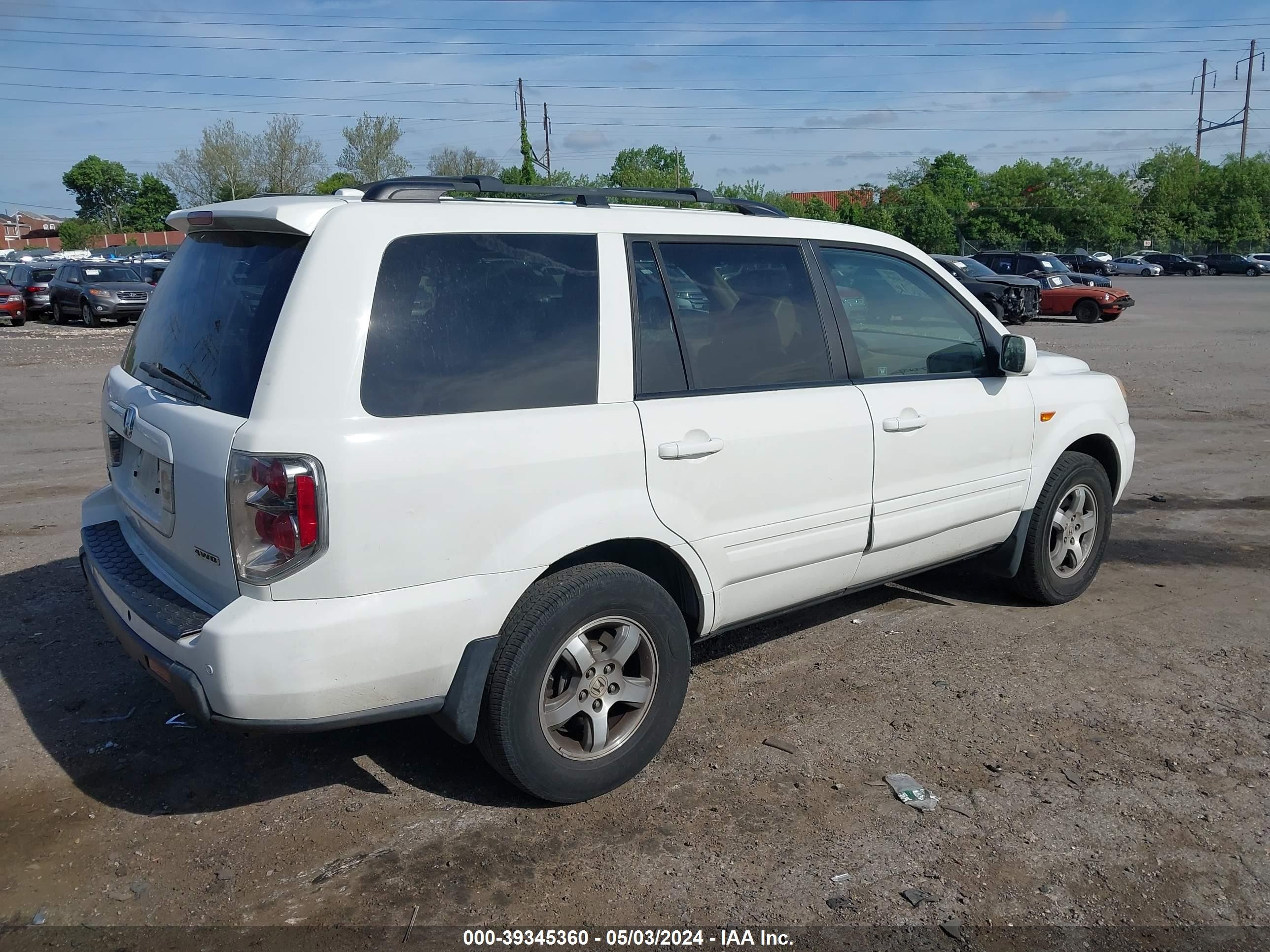 Photo 5 VIN: 5FNYF18527B009639 - HONDA PILOT 