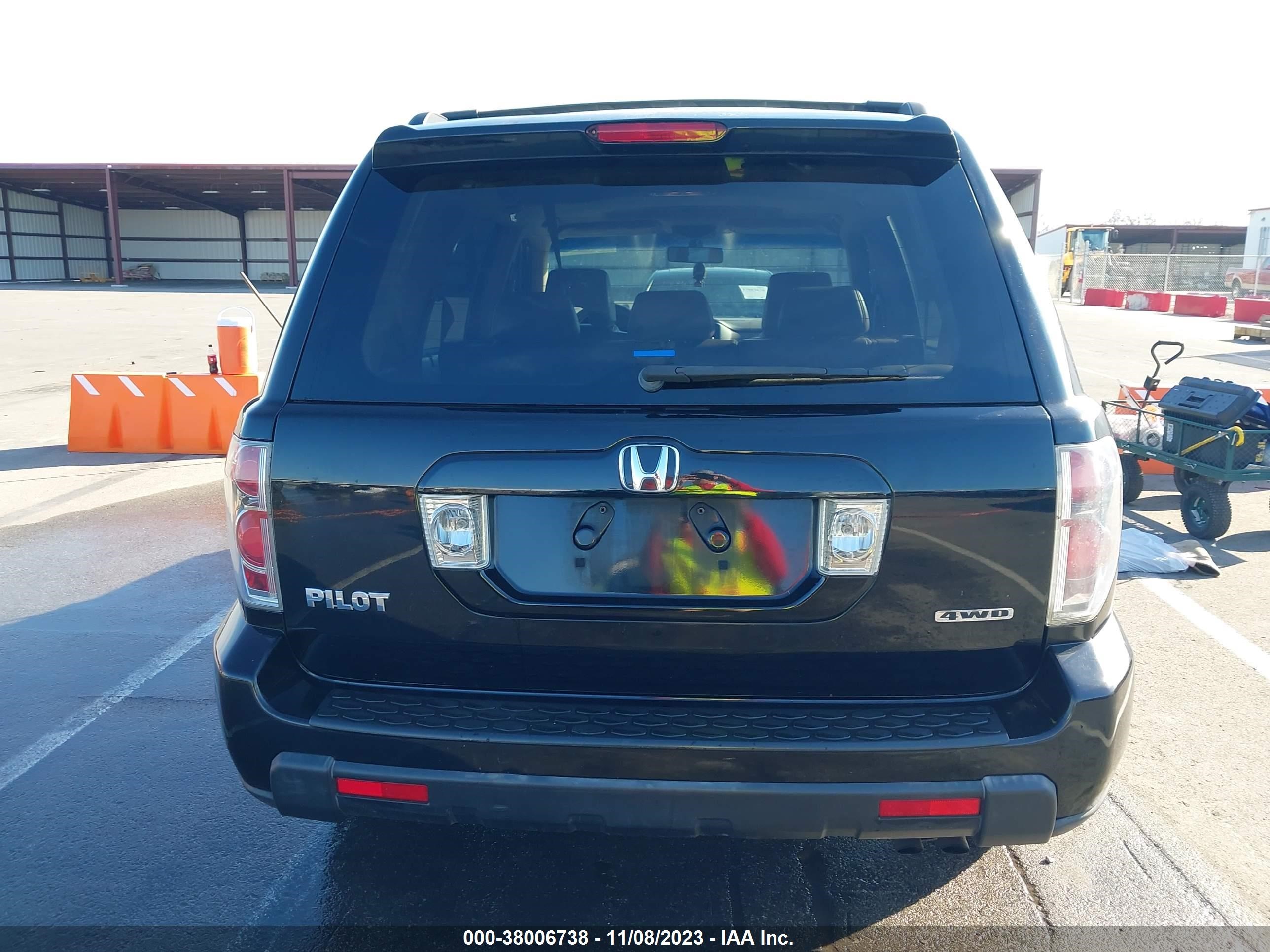 Photo 16 VIN: 5FNYF18537B009620 - HONDA PILOT 