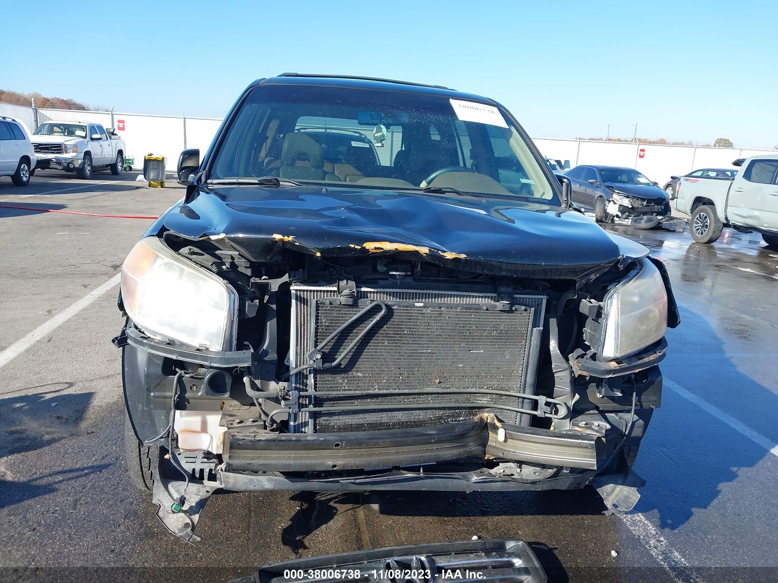 Photo 5 VIN: 5FNYF18537B009620 - HONDA PILOT 