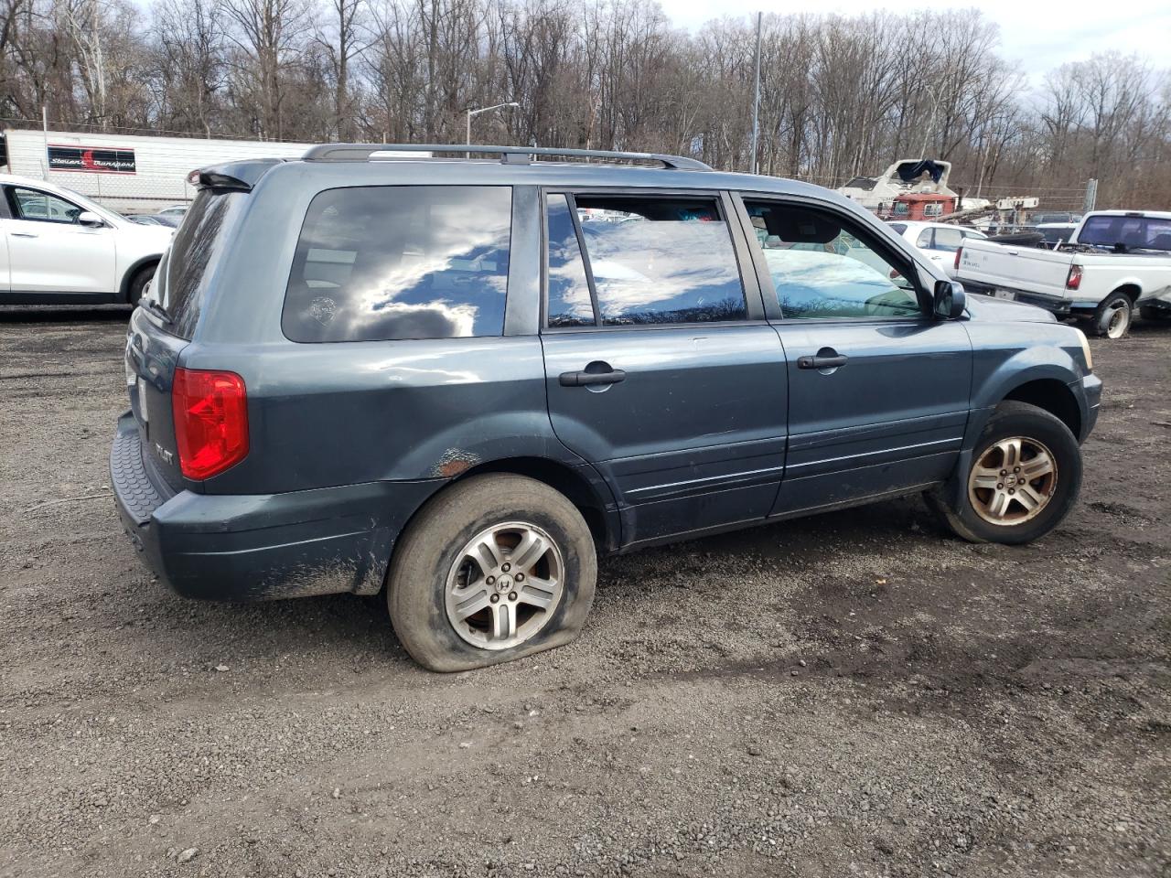 Photo 2 VIN: 5FNYF18544B005085 - HONDA PILOT 