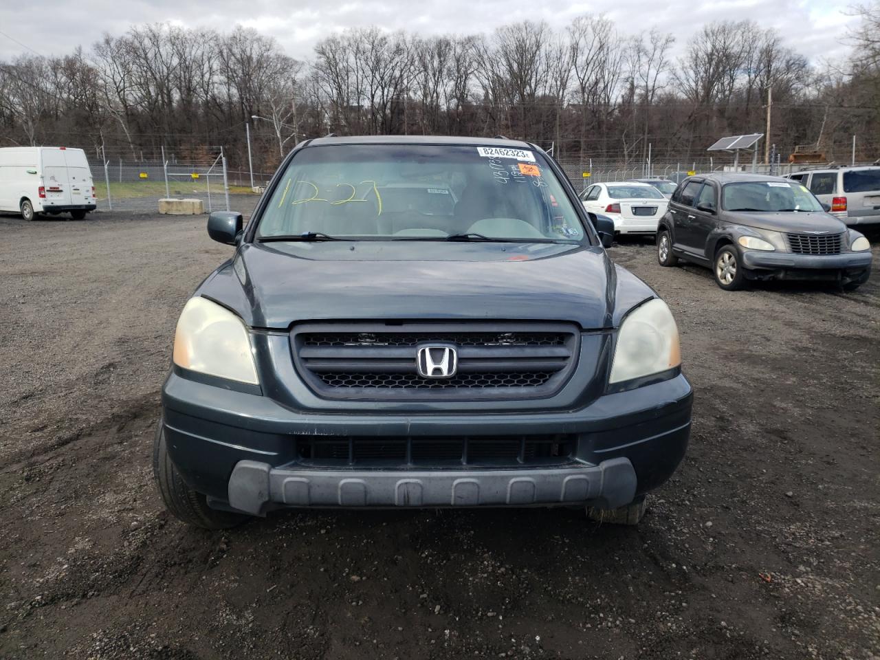 Photo 4 VIN: 5FNYF18544B005085 - HONDA PILOT 