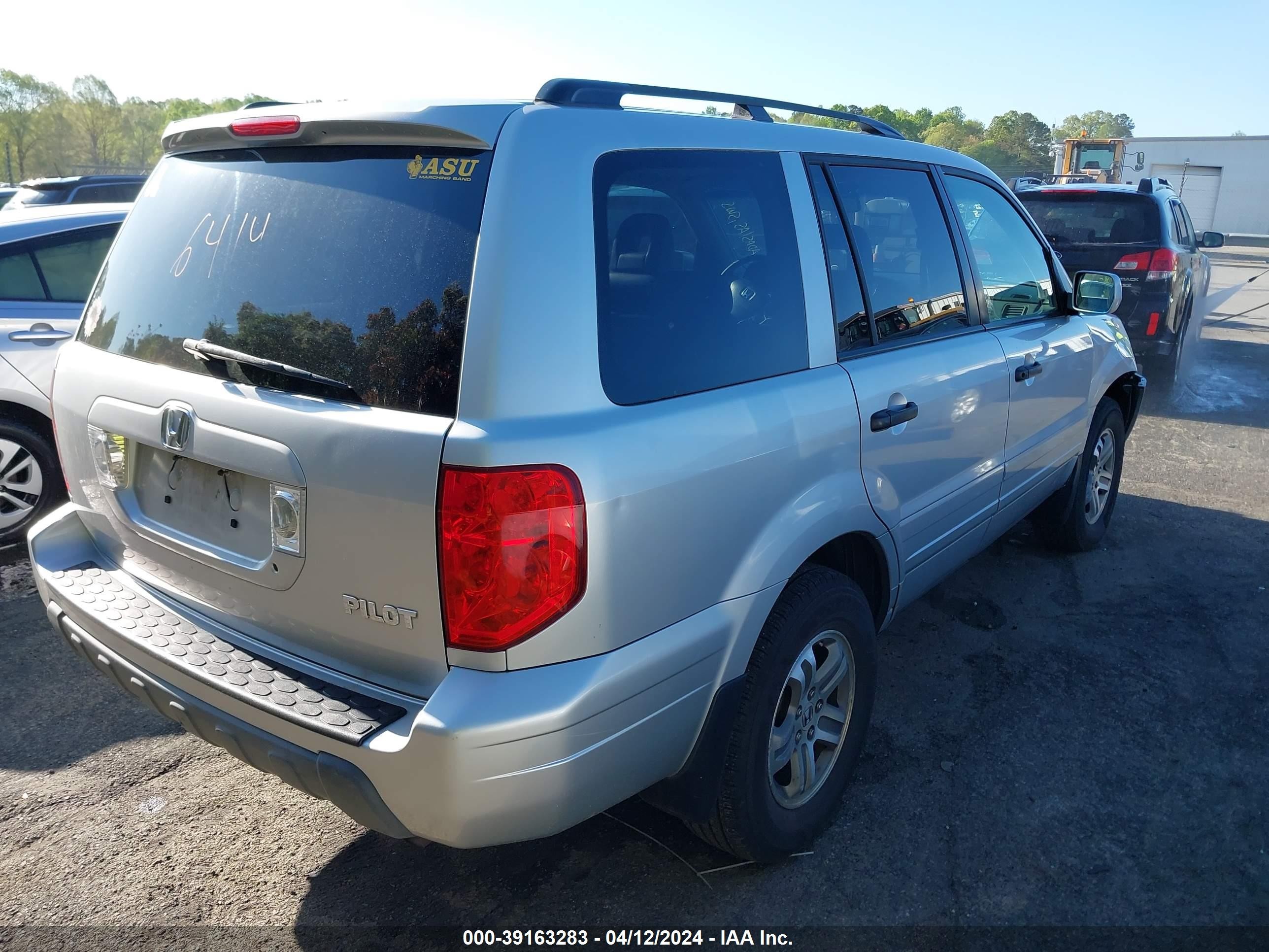 Photo 3 VIN: 5FNYF18545B051422 - HONDA PILOT 