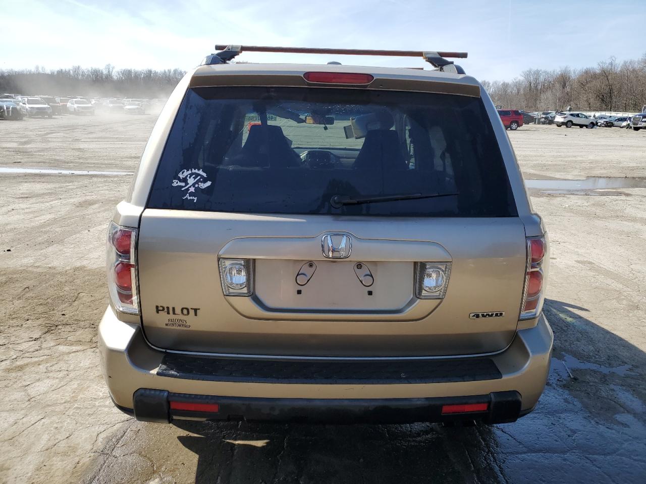 Photo 5 VIN: 5FNYF18546B007700 - HONDA PILOT 