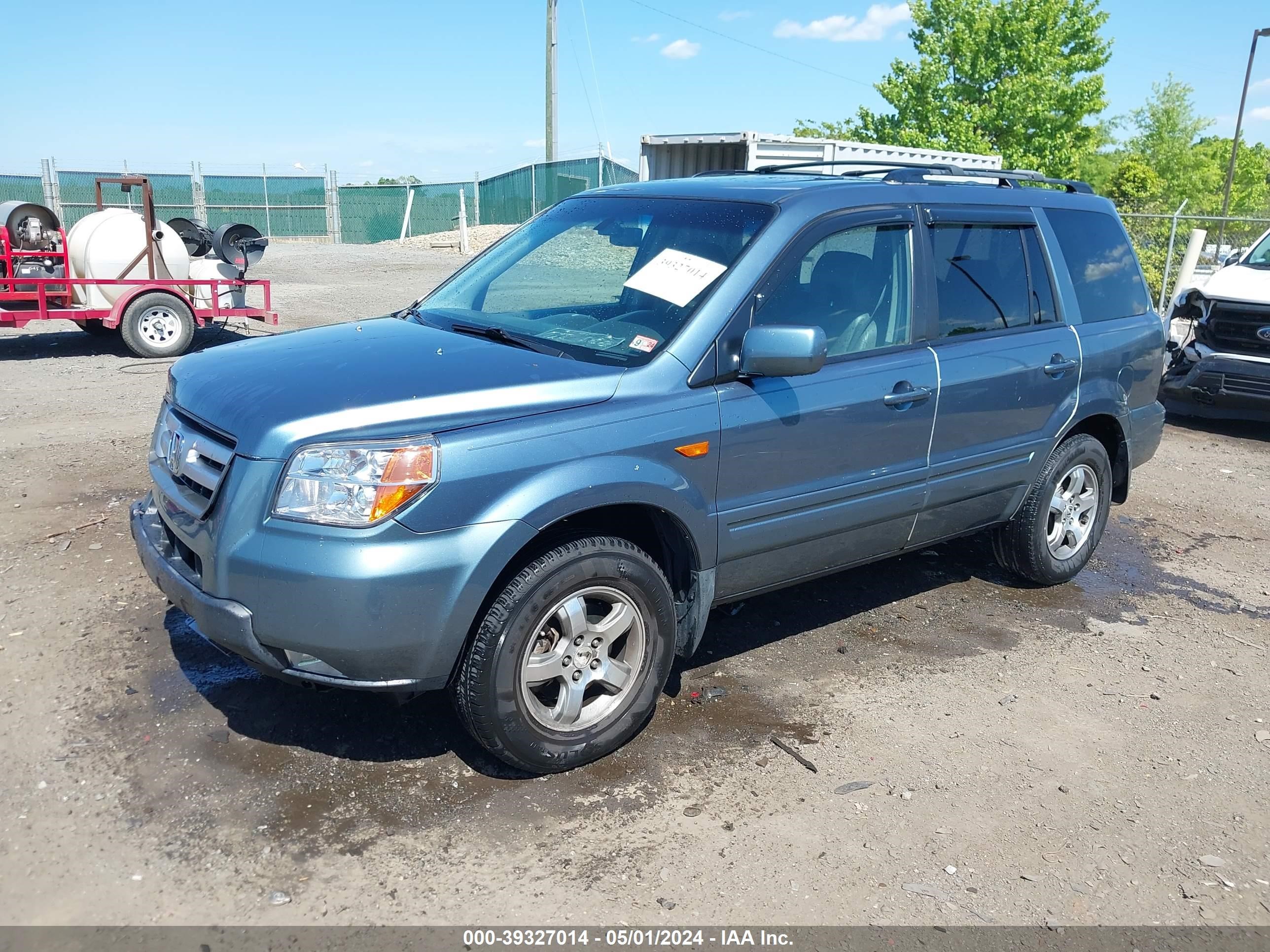 Photo 1 VIN: 5FNYF18546B007986 - HONDA PILOT 