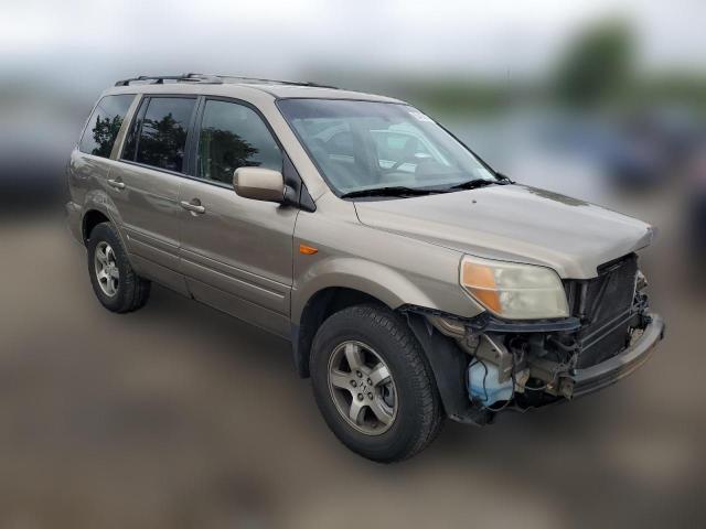 Photo 3 VIN: 5FNYF18548B029179 - HONDA PILOT 