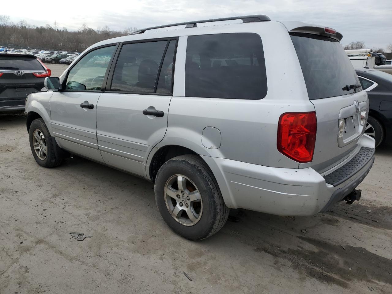 Photo 1 VIN: 5FNYF18555B035648 - HONDA PILOT 