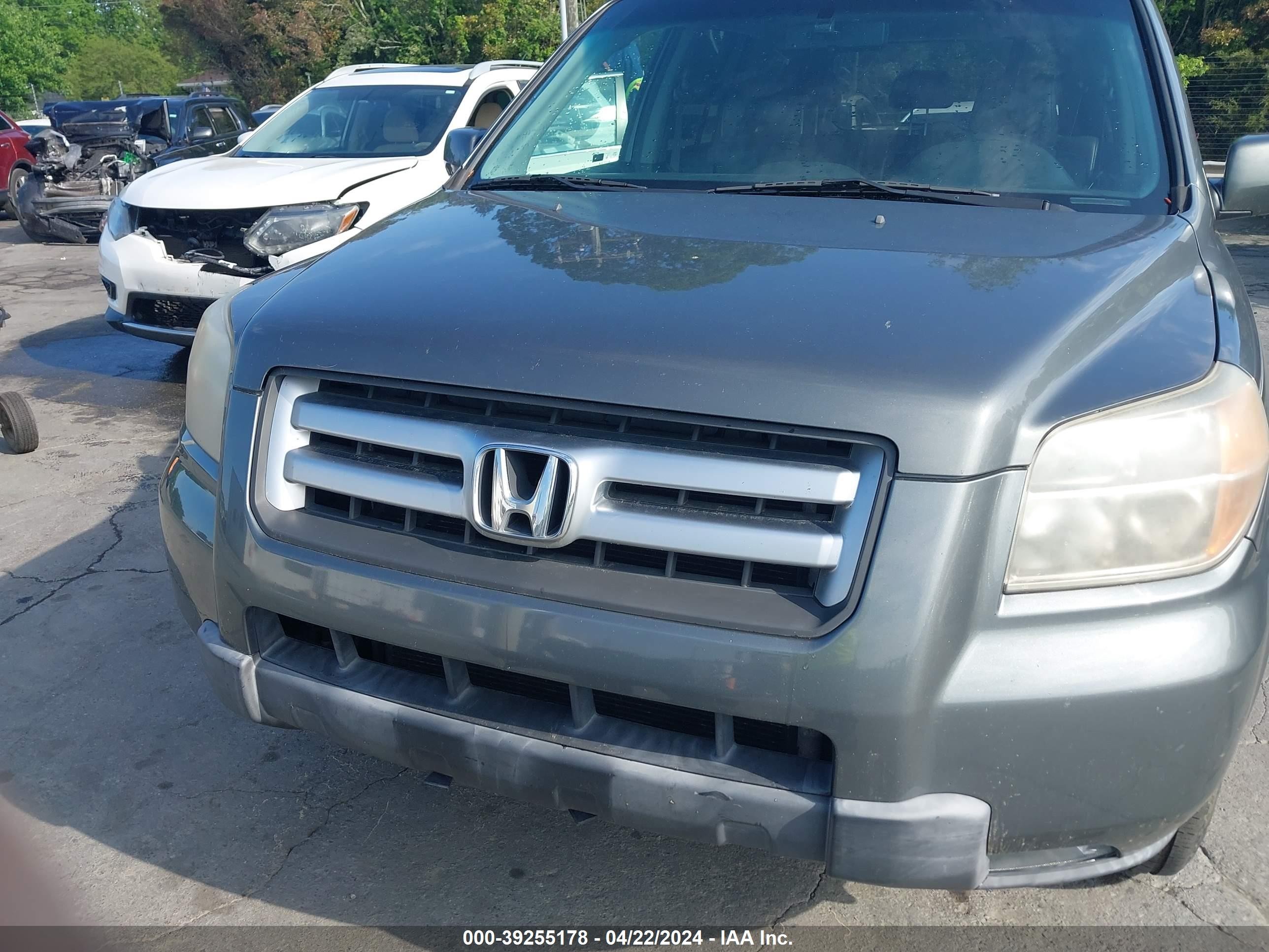 Photo 5 VIN: 5FNYF18558B032012 - HONDA PILOT EXL 