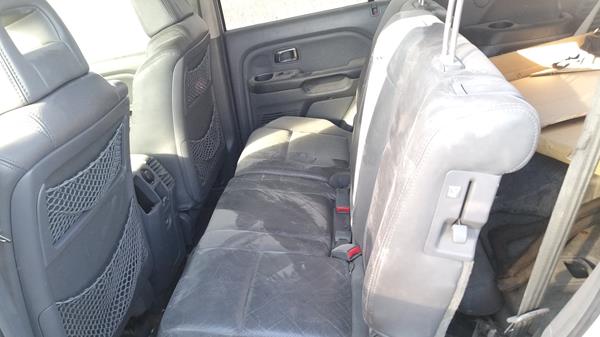 Photo 17 VIN: 5FNYF18565B065984 - HONDA PILOT 