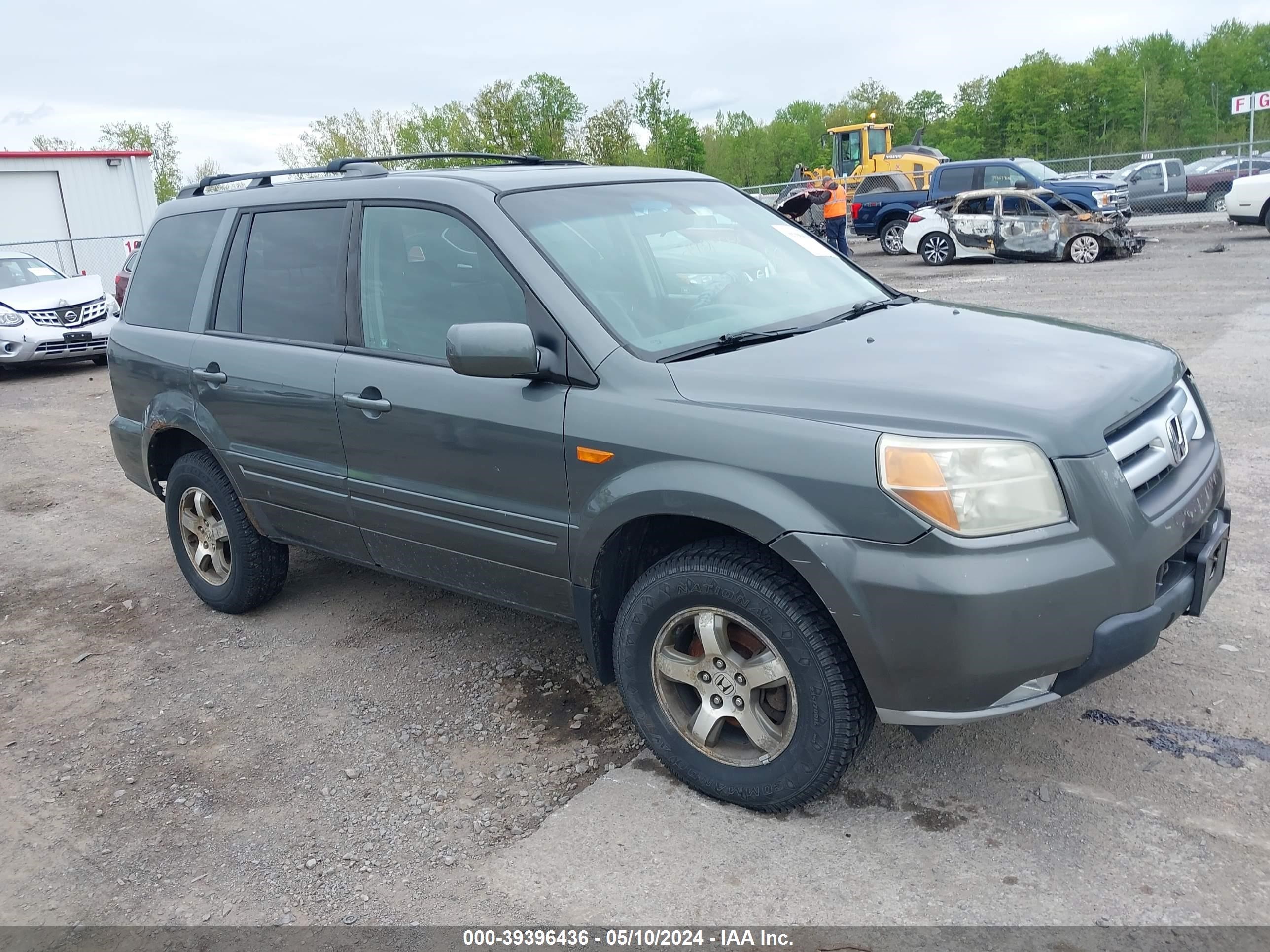 Photo 0 VIN: 5FNYF18578B025613 - HONDA PILOT 