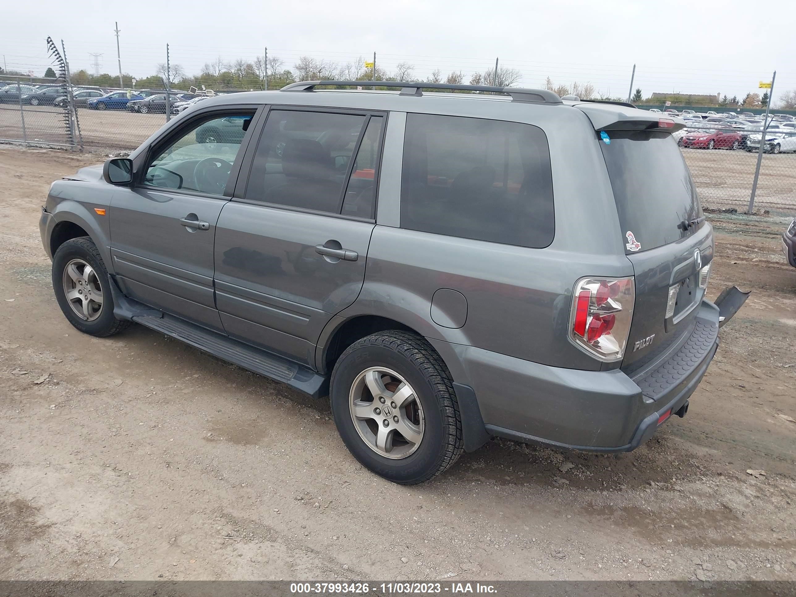 Photo 2 VIN: 5FNYF18578B031248 - HONDA PILOT 