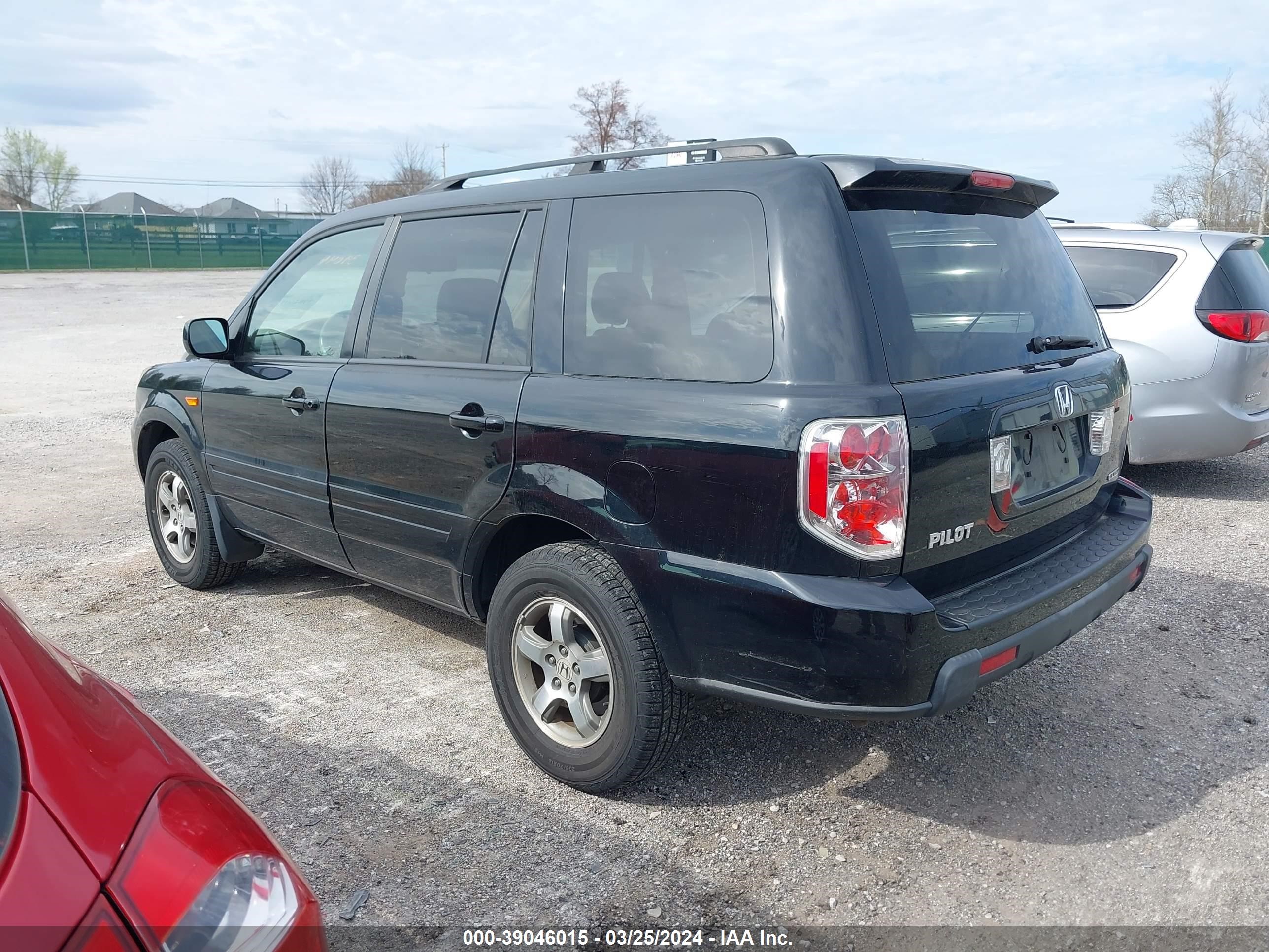 Photo 2 VIN: 5FNYF18578B039947 - HONDA PILOT 