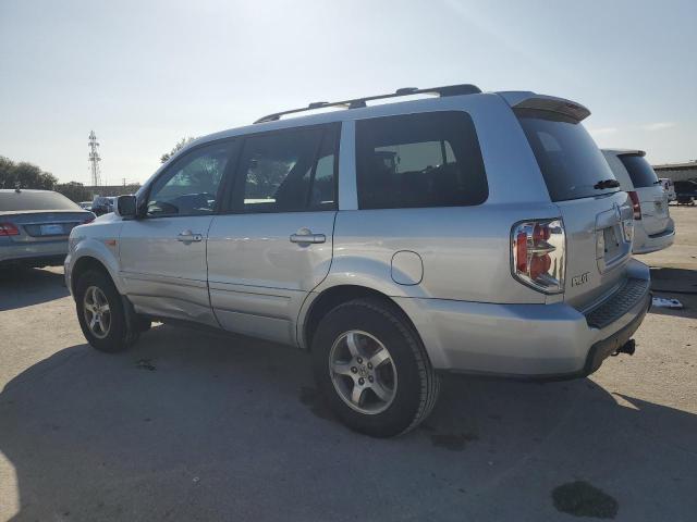 Photo 1 VIN: 5FNYF18588B010375 - HONDA PILOT EXL 