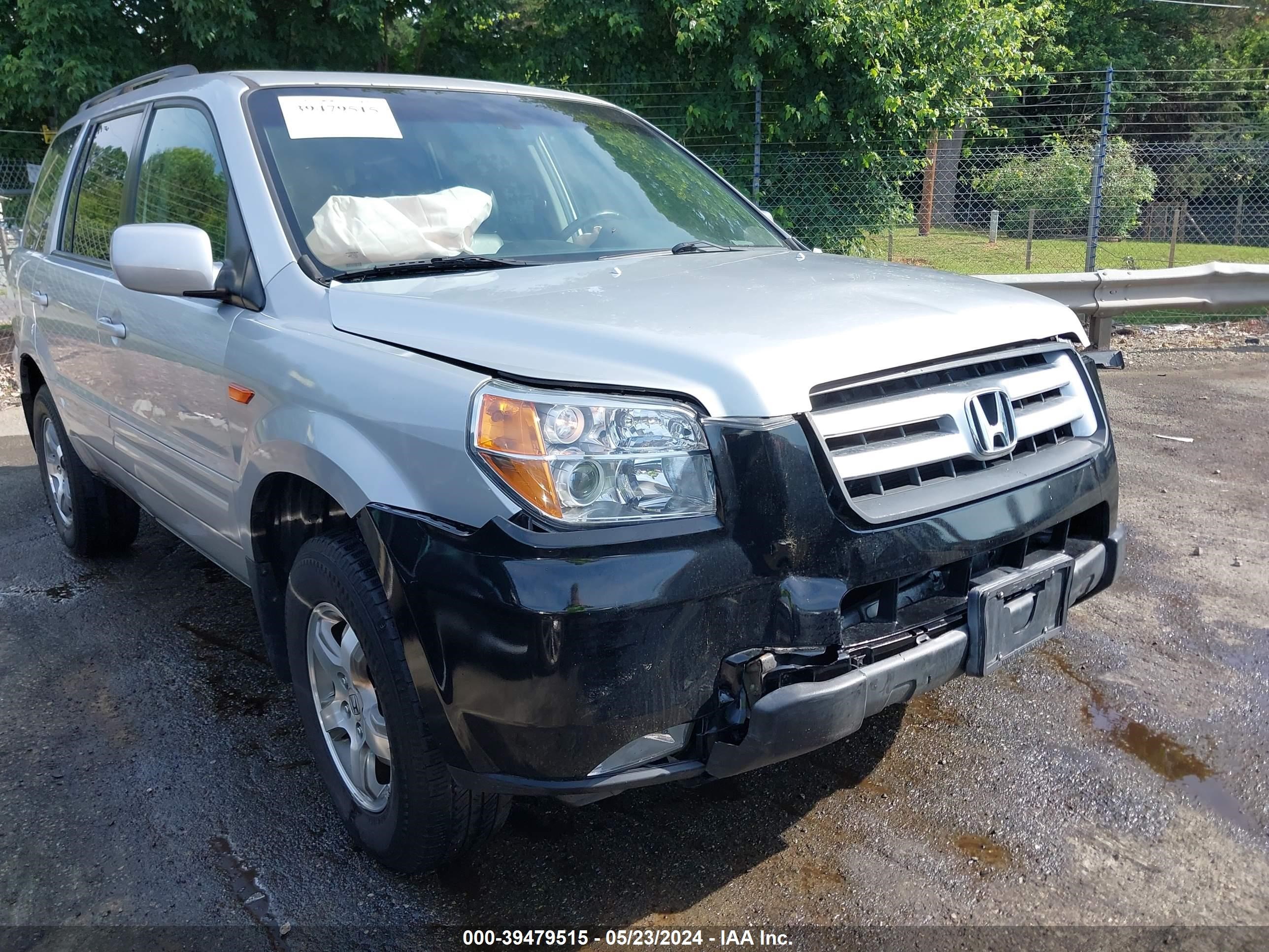 Photo 5 VIN: 5FNYF185X7B000137 - HONDA PILOT 