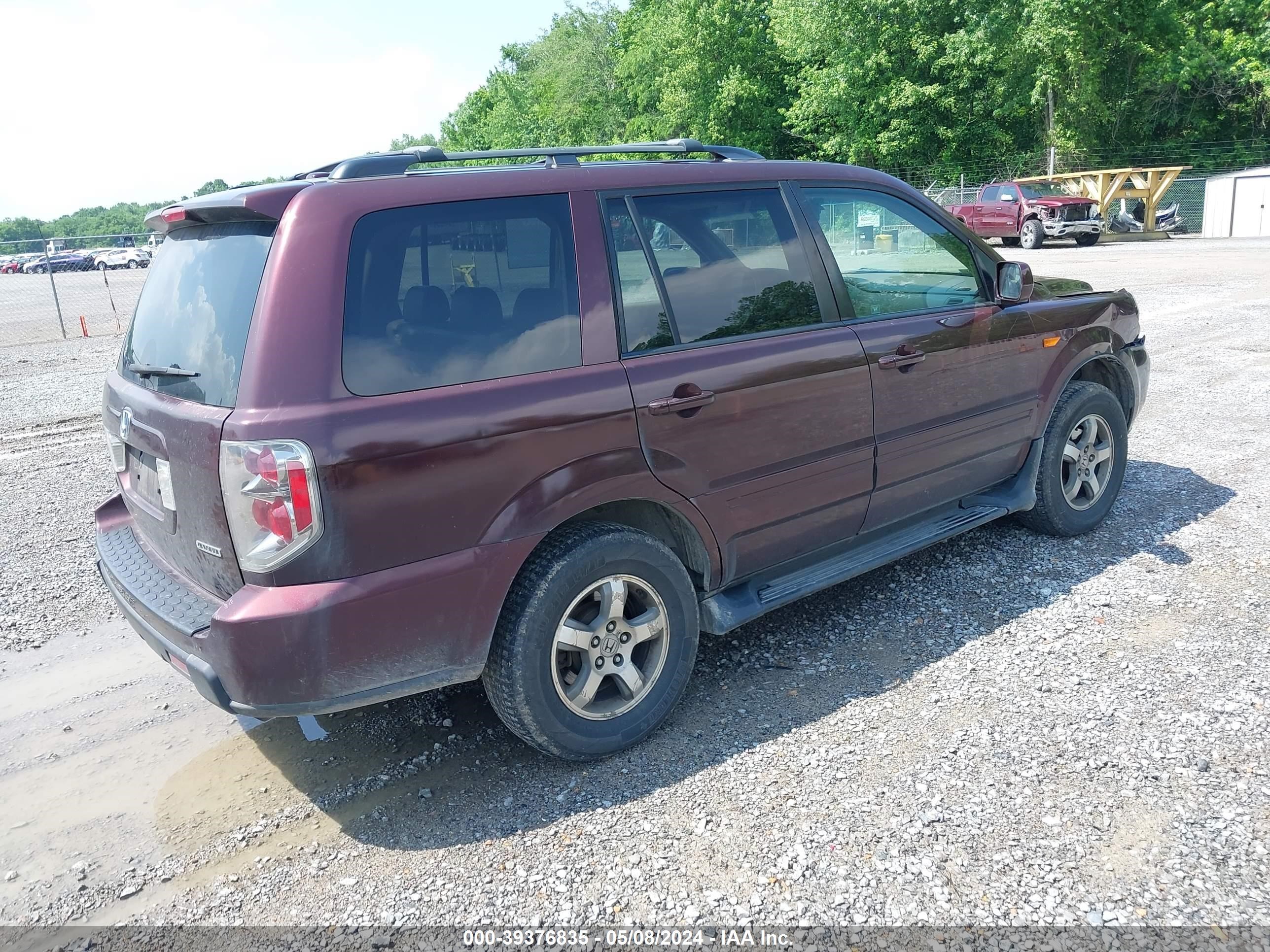 Photo 3 VIN: 5FNYF185X7B019562 - HONDA PILOT 