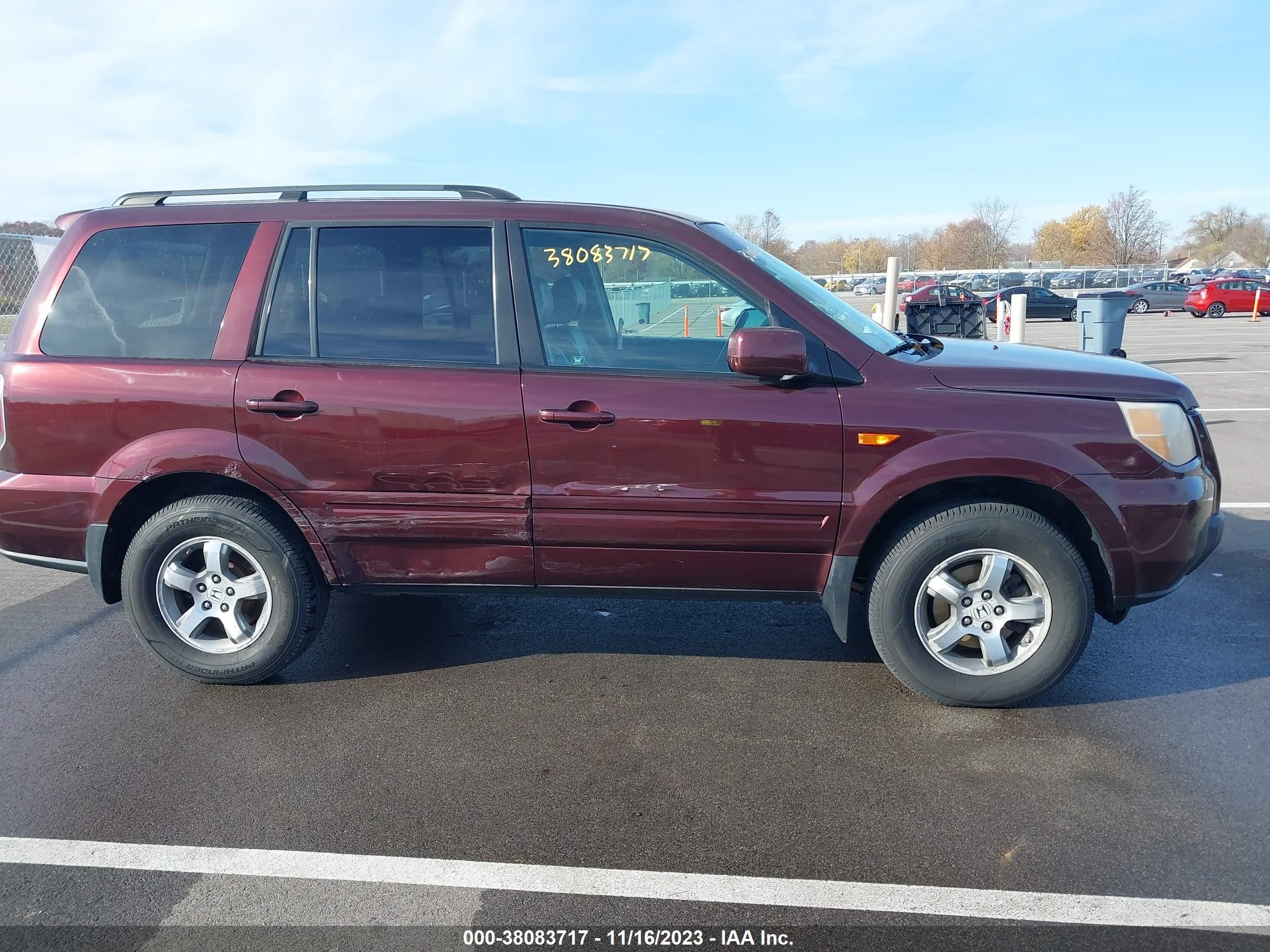 Photo 13 VIN: 5FNYF18607B015237 - HONDA PILOT 