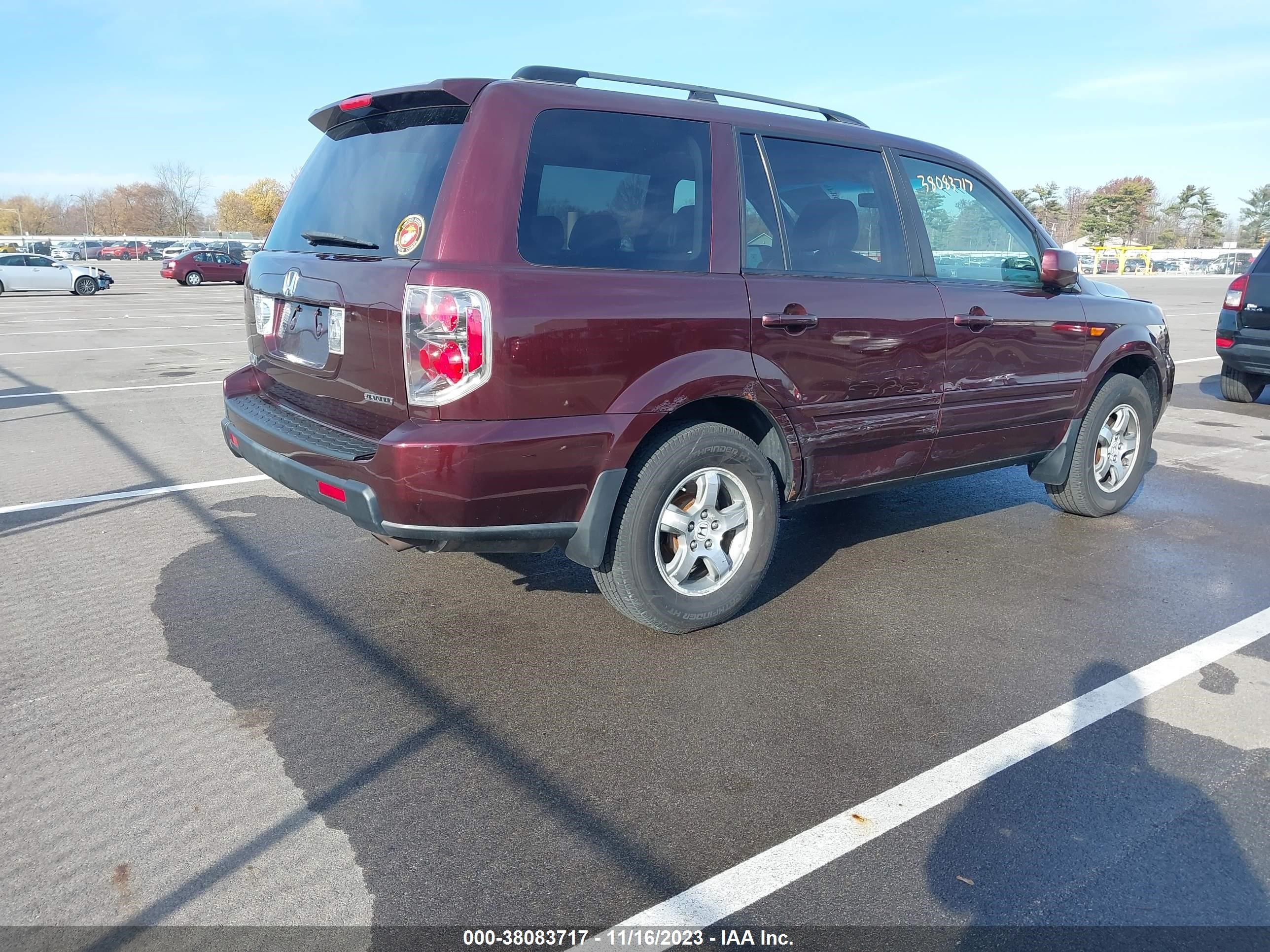 Photo 3 VIN: 5FNYF18607B015237 - HONDA PILOT 