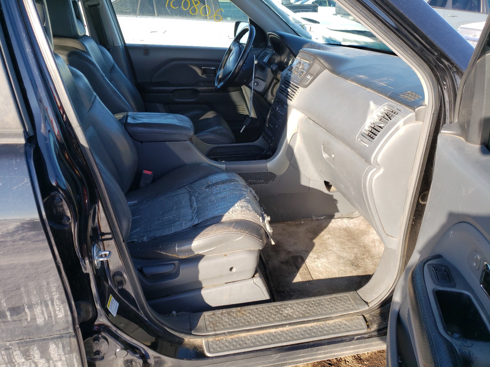 Photo 4 VIN: 5FNYF18625B062833 - HONDA PILOT EXL 