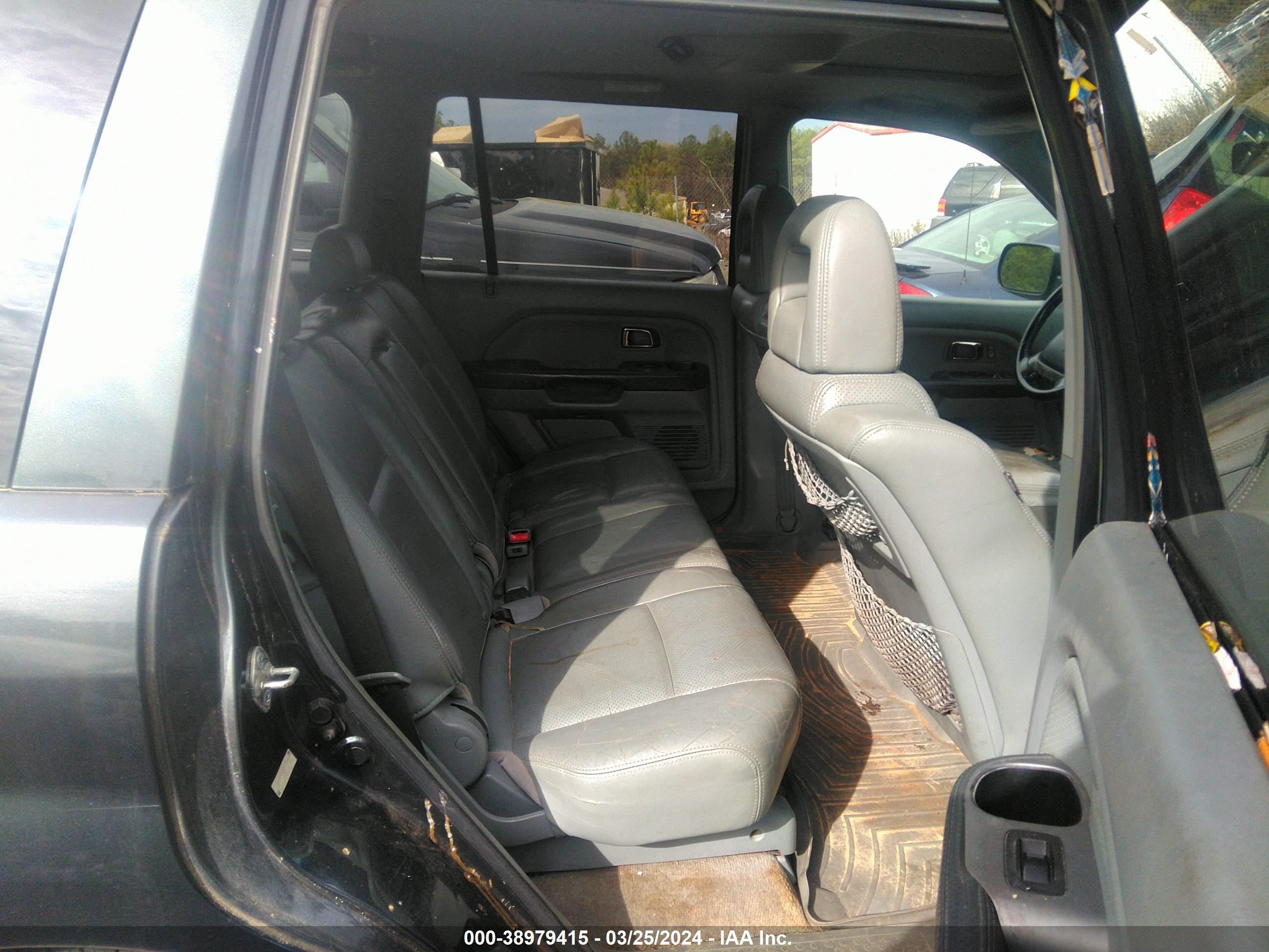 Photo 7 VIN: 5FNYF18625B064937 - HONDA PILOT 