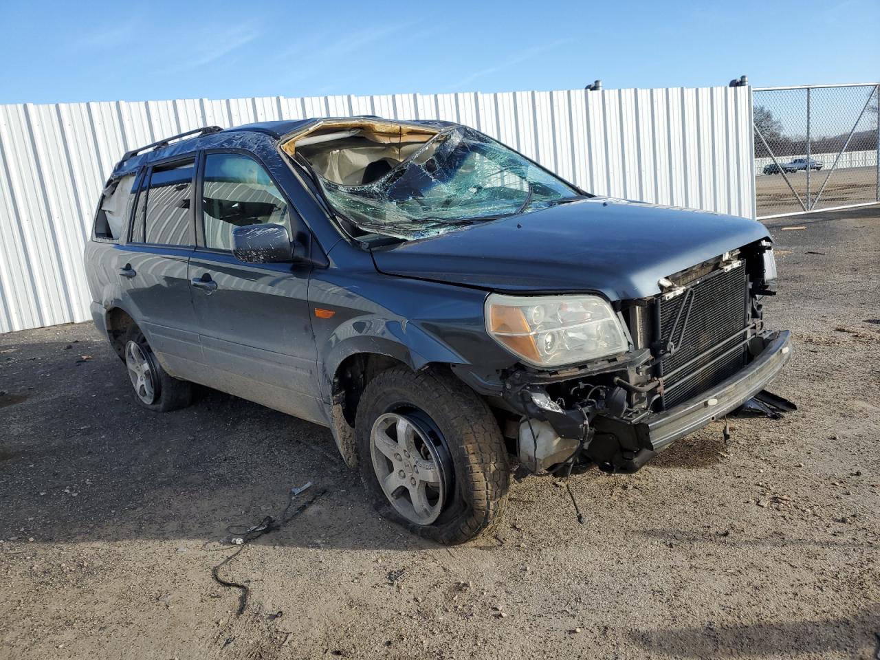 Photo 3 VIN: 5FNYF18626B010944 - HONDA PILOT 