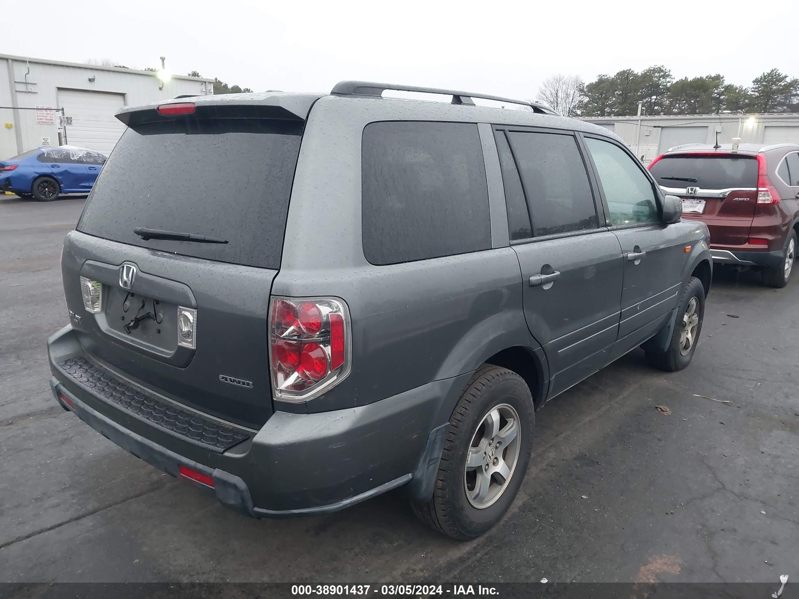 Photo 3 VIN: 5FNYF18637B013482 - HONDA PILOT 