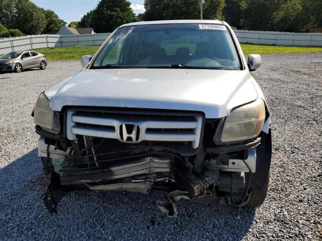 Photo 4 VIN: 5FNYF18637B013899 - HONDA PILOT 