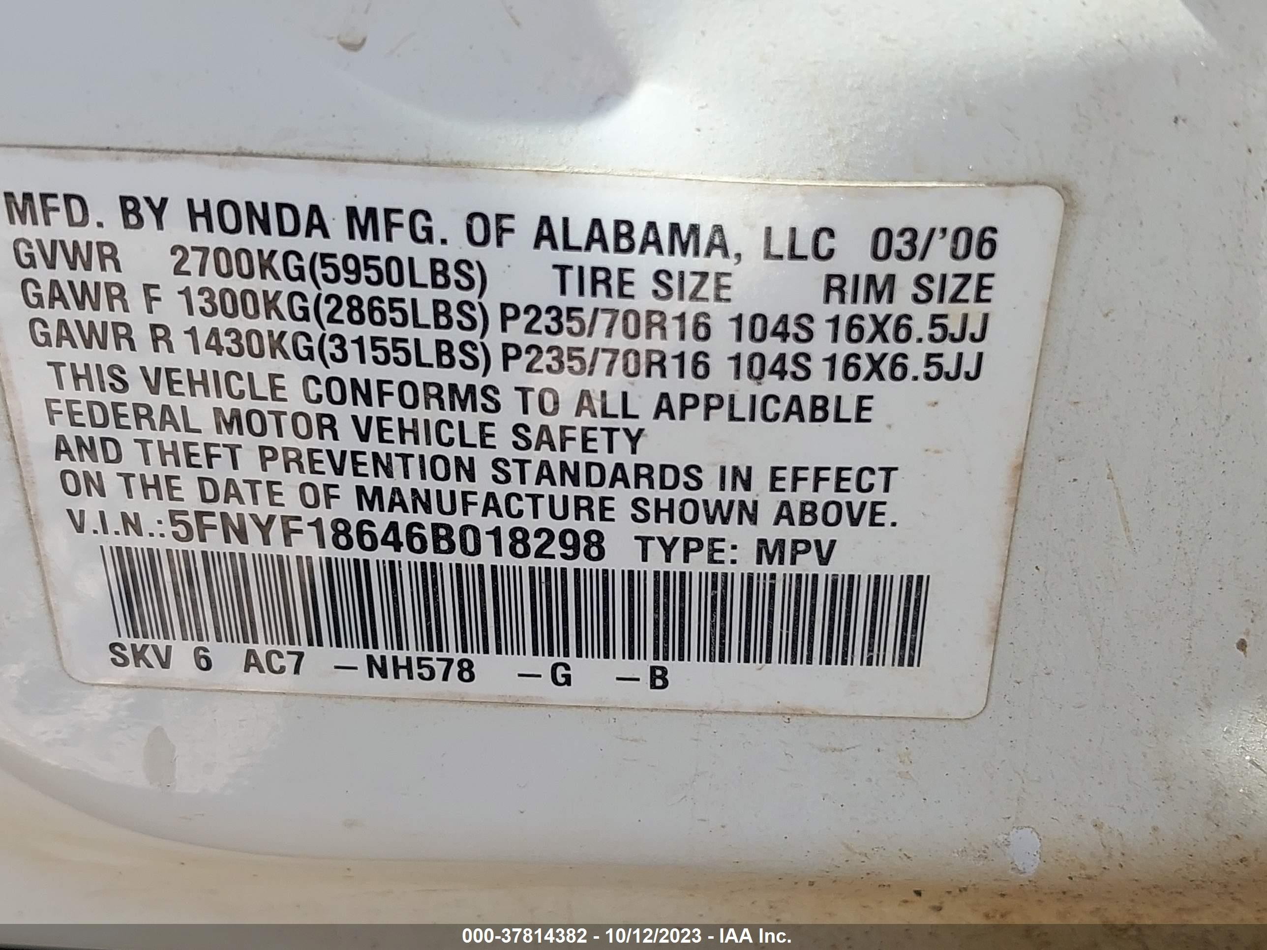 Photo 8 VIN: 5FNYF18646B018298 - HONDA PILOT 