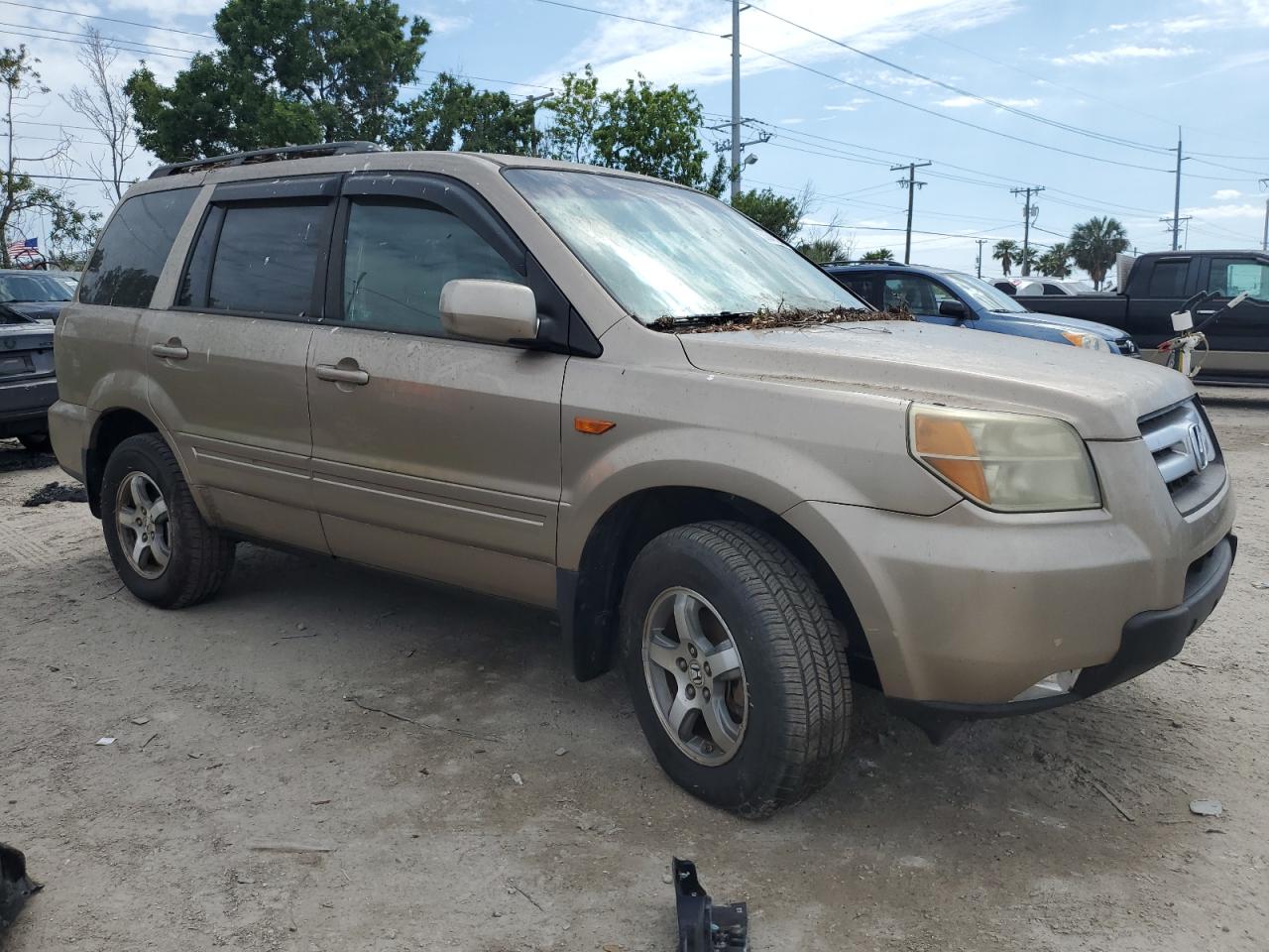 Photo 3 VIN: 5FNYF18666B004063 - HONDA PILOT 