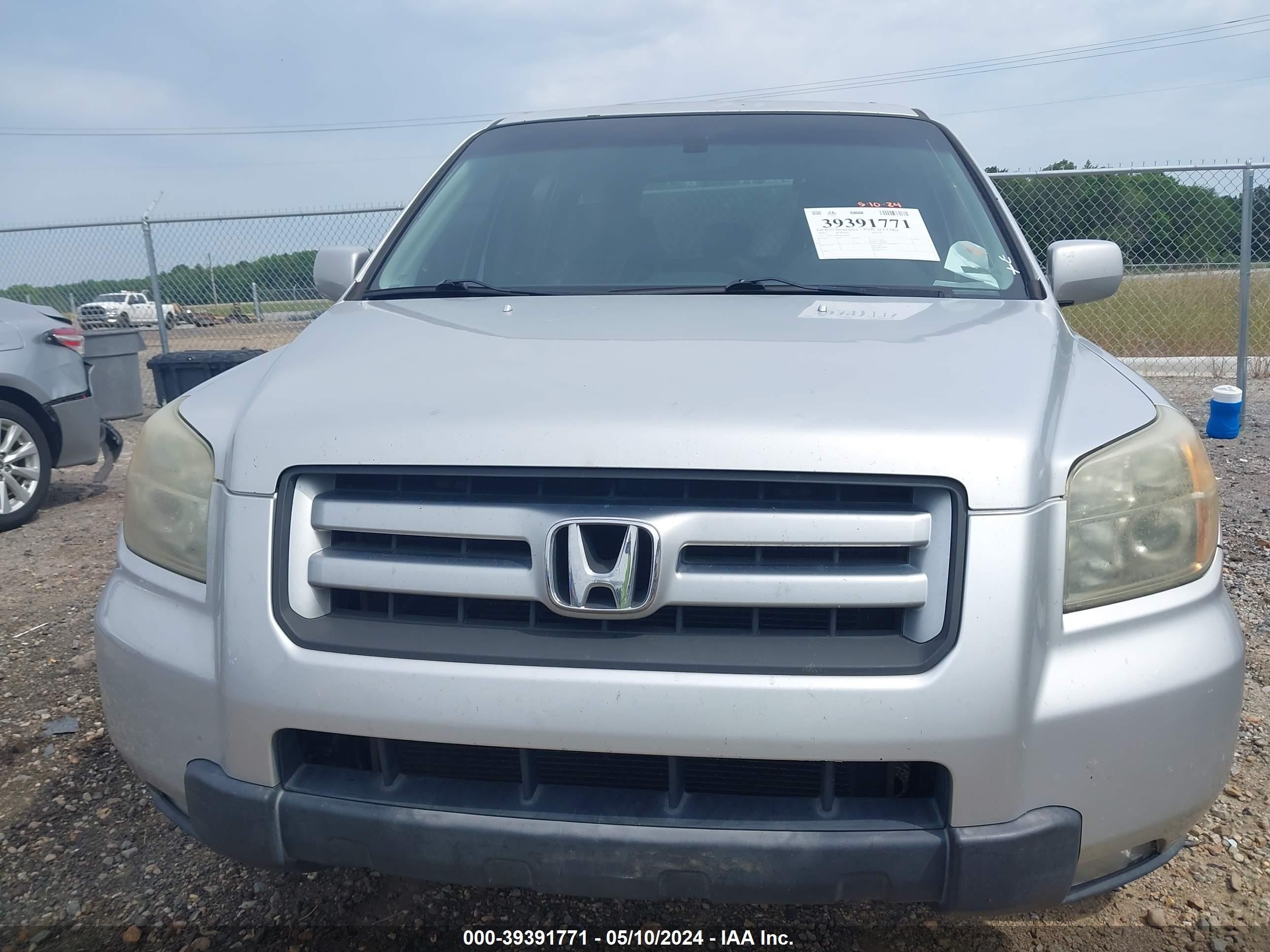 Photo 12 VIN: 5FNYF18666B014432 - HONDA PILOT 