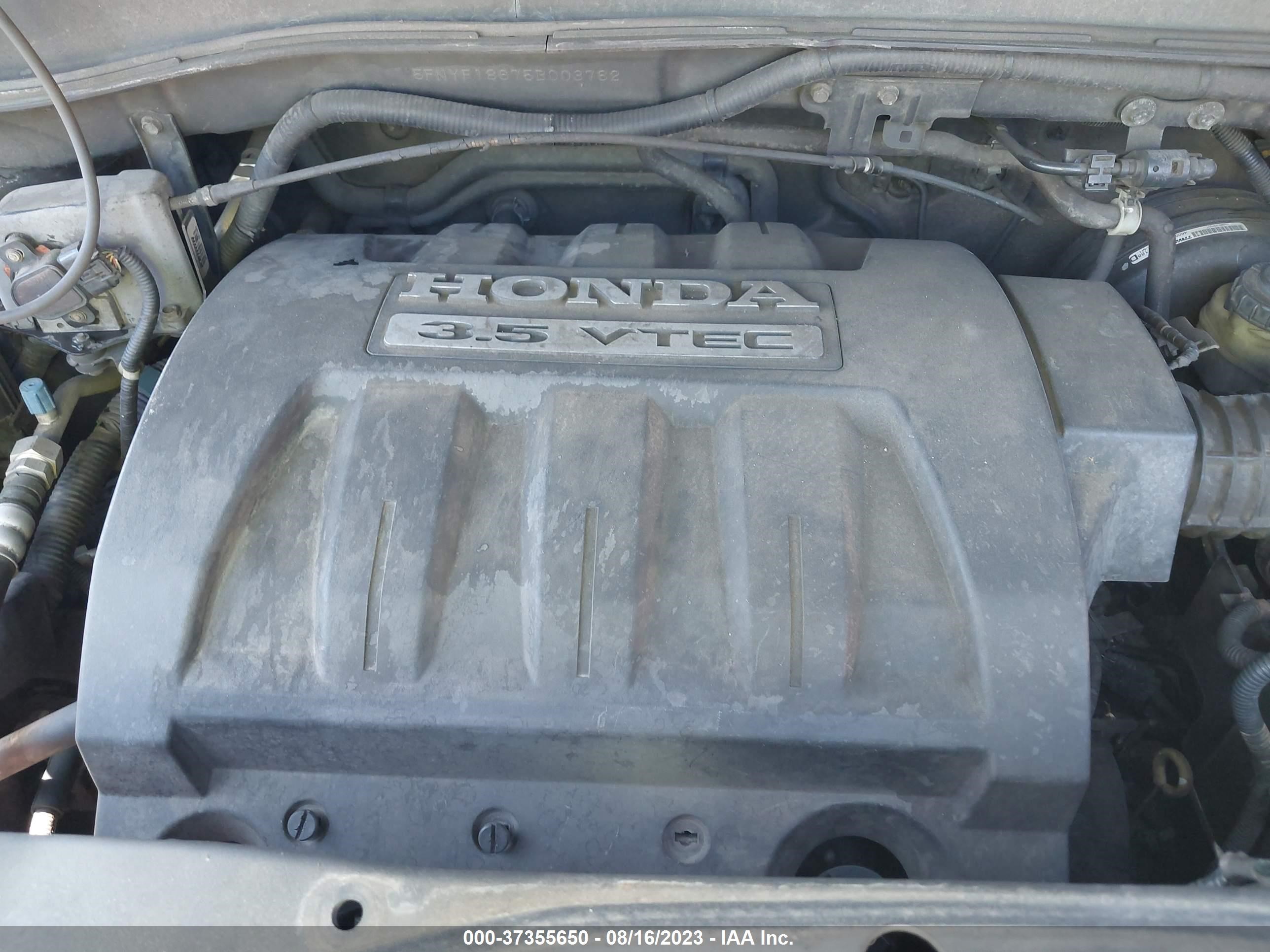 Photo 9 VIN: 5FNYF18675B003762 - HONDA PILOT 