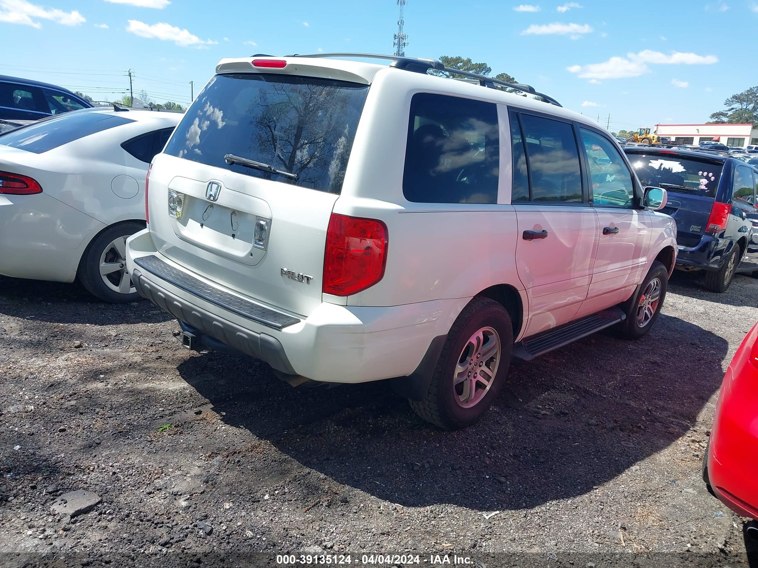 Photo 3 VIN: 5FNYF18694B010985 - HONDA PILOT 